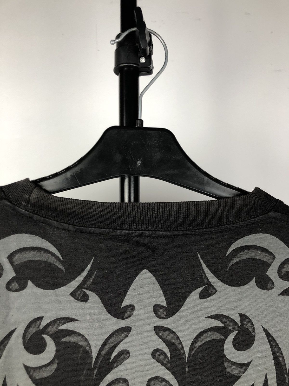 Vintage Dark Tribal Graphic Tee Gothic Overprint Single stitch 90s Size US L / EU 52-54 / 3 - 11 Thumbnail