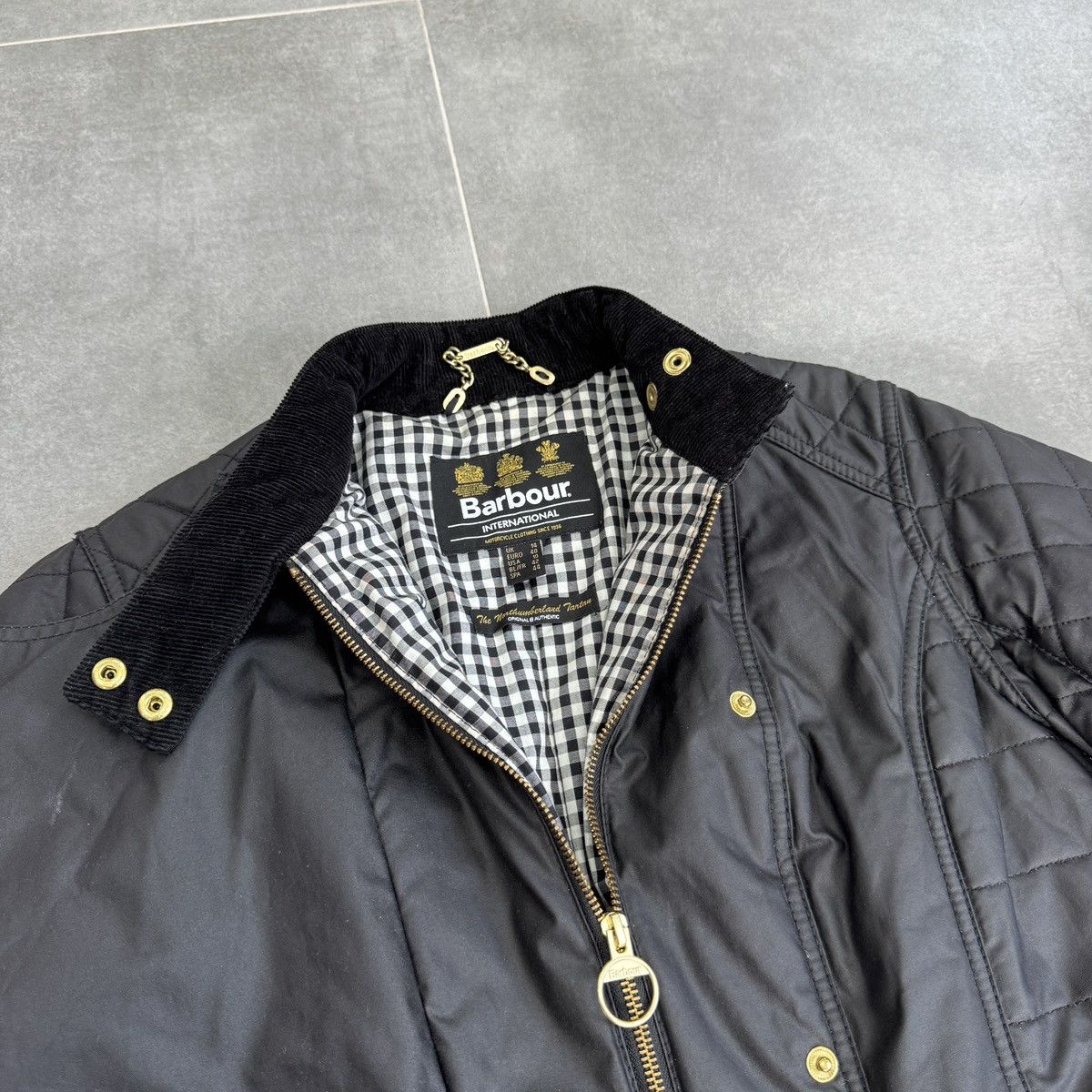 Barbour Barbour International Black Streak Axle Waxed Quilted Jacket Size L / US 10 / IT 46 - 11 Thumbnail