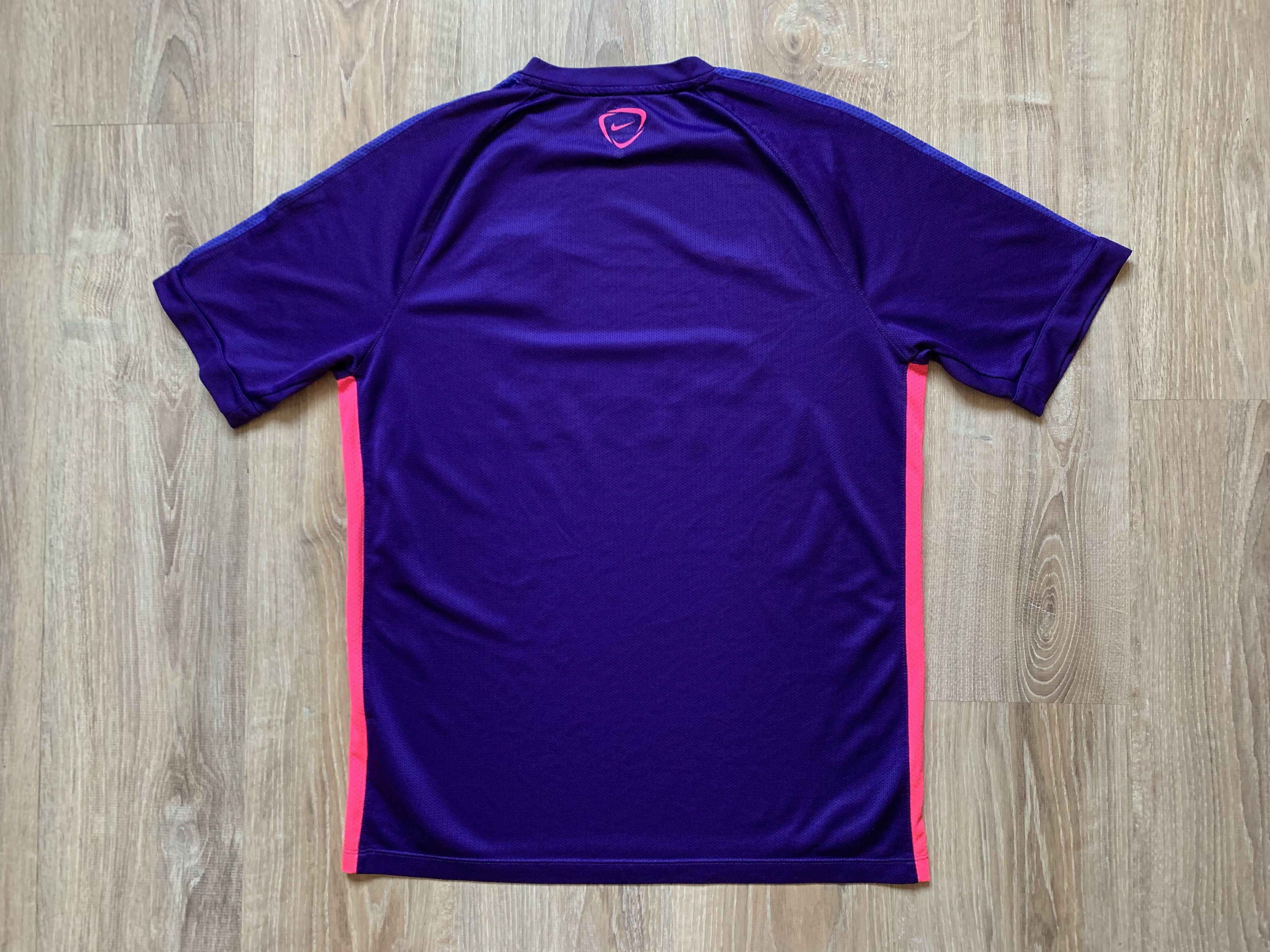 Nike Vintage Nike Barcelona Training Shirt Size US L / EU 52-54 / 3 - 2 Thumbnail