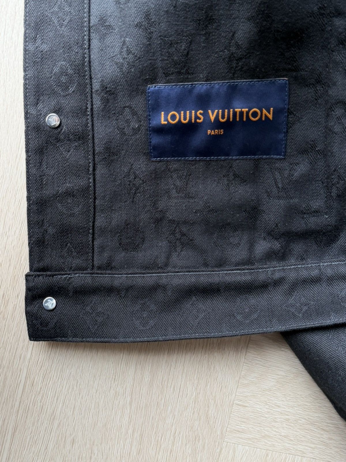 Louis Vuitton Louis Vuitton Monogram Denim Woven Trucker Jacket Black 50 Size US M / EU 48-50 / 2 - 5 Thumbnail