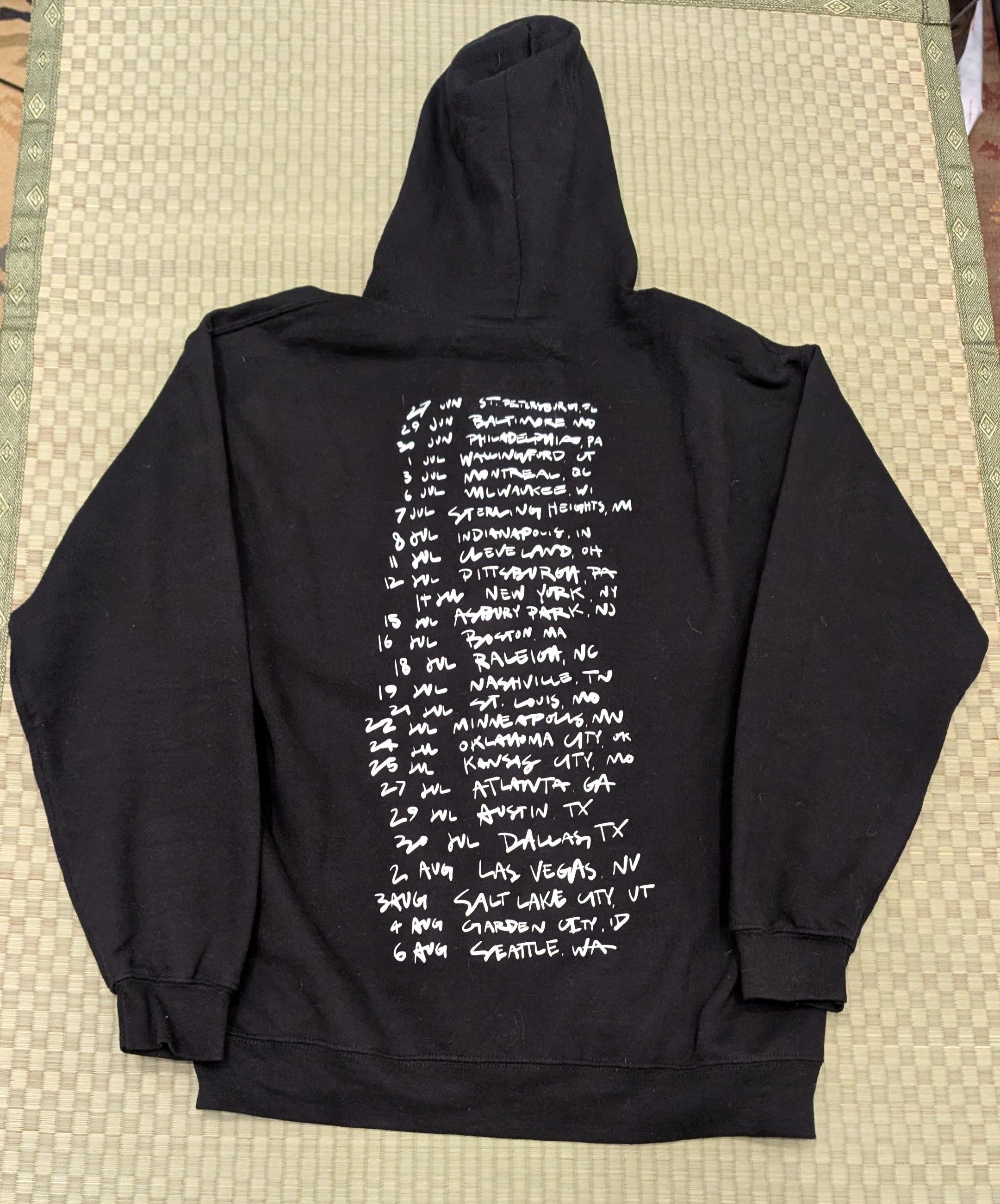 Other RARE Yung Blud Official 2023 World Tour Full Zip Hoodie Size US M / EU 48-50 / 2 - 2 Thumbnail