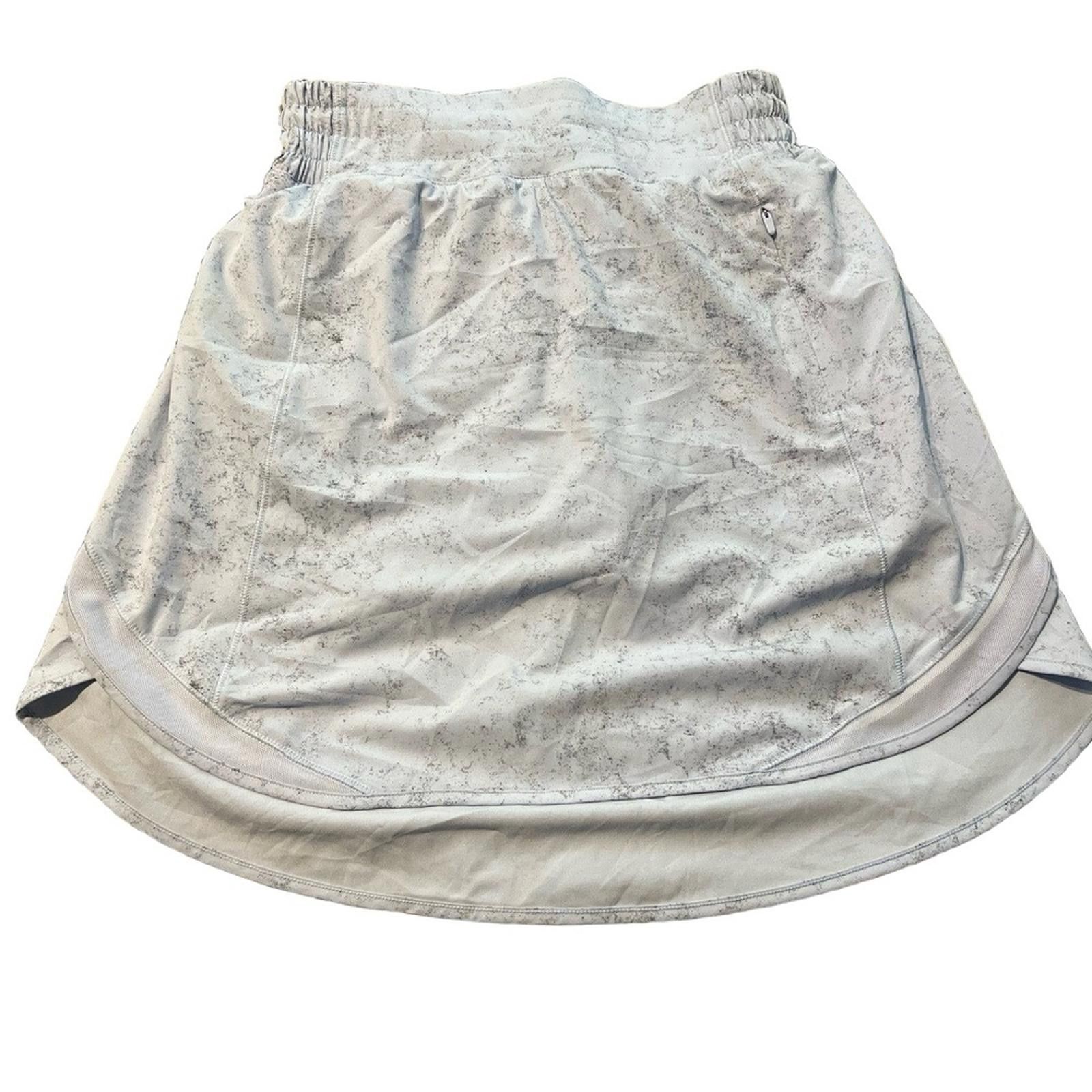 Lululemon Lululemon Hotty Hot High-Rise Skort 2 Speckled Athletic Size 26" / US 2 / IT 38 - 2 Thumbnail