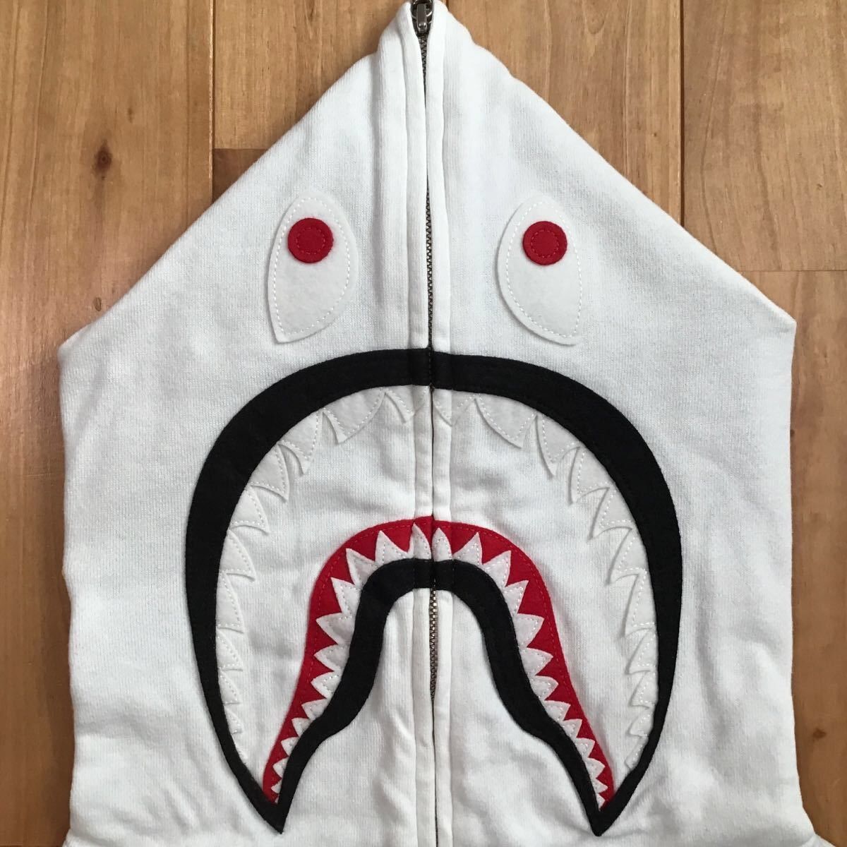 Bape 2005 BAPE 2nd Shark full zip hoodie White a bathing ape NIGO Size US M / EU 48-50 / 2 - 3 Thumbnail