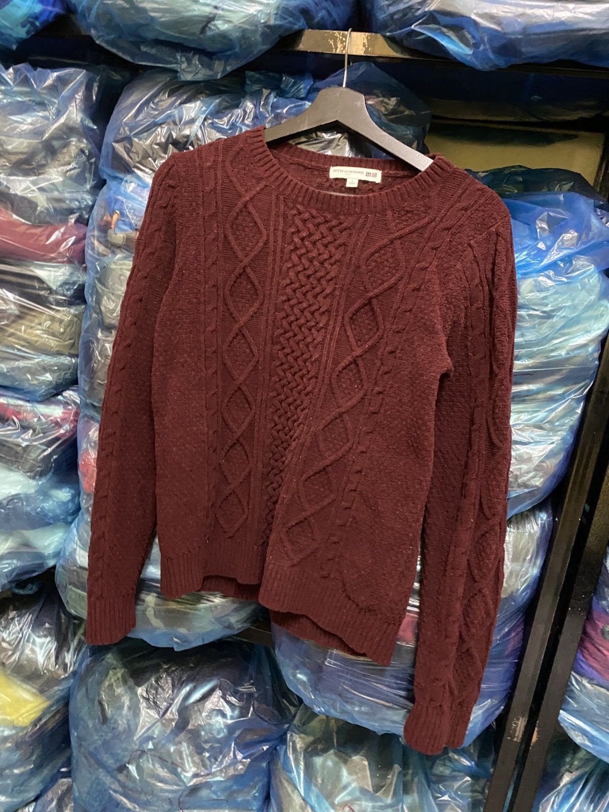 Uniqlo Ines de la Fressange Paris Burgundy Cable Knit Sweater Size L / US 10 / IT 46 - 4 Thumbnail