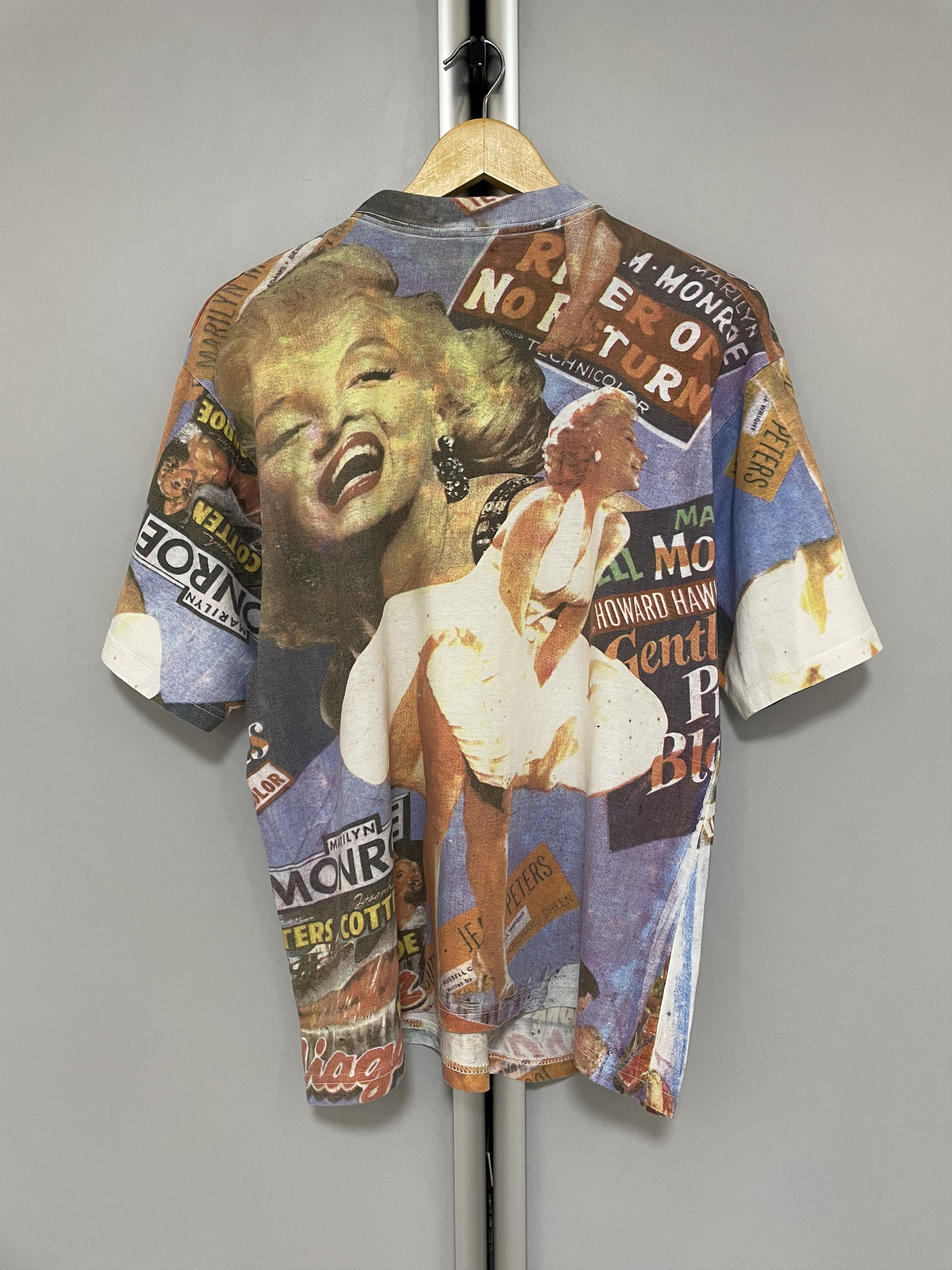Vintage MARILYN MONROE Vintage All Over Print T-Shirt Band Tee Rare Size US M / EU 48-50 / 2 - 3 Thumbnail