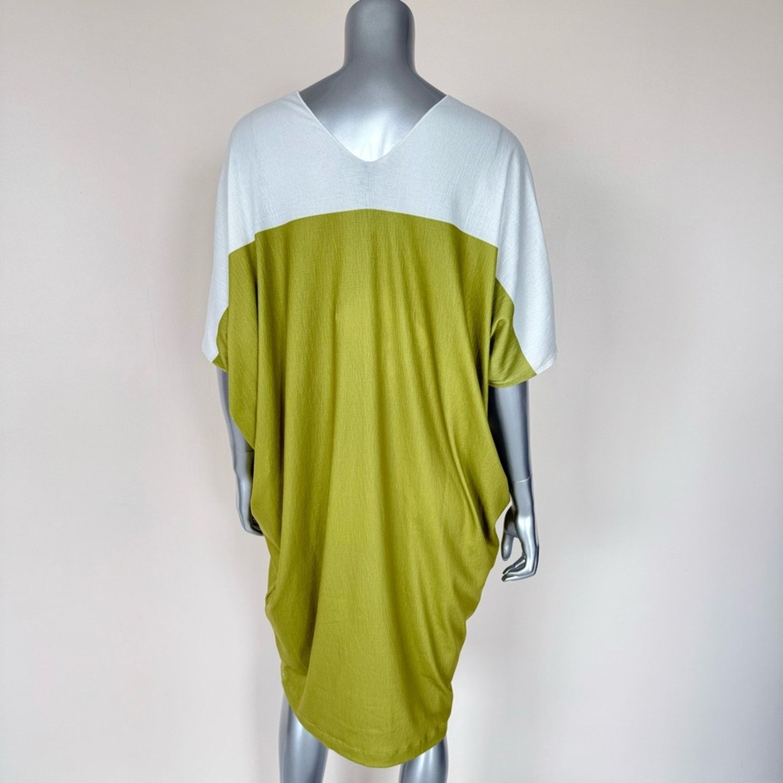 Other NWT Pier Antonio Gaspari women dress size 44 IT or 8 US 450$ Size M / US 6-8 / IT 42-44 - 3 Thumbnail