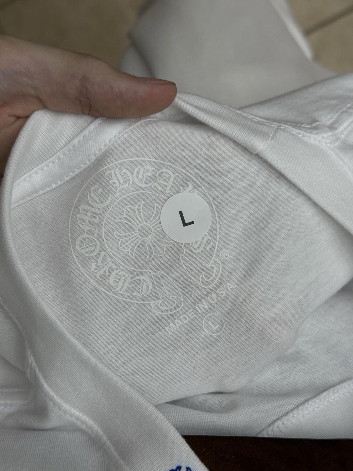 Chrome Hearts Size L - Chrome Hearts Tee Shirt Blue Neck Logo White RARE Size US L / EU 52-54 / 3 - 11 Thumbnail