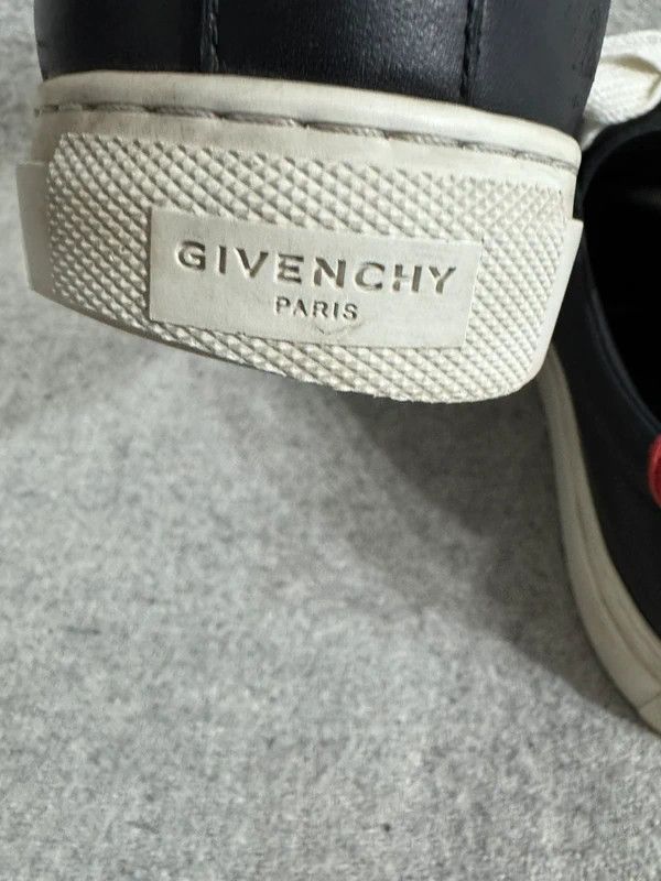 Givenchy Givenchy Paris Urban Street Low Sneakers big laces Black 42 Size US 9 / EU 42 - 10 Thumbnail