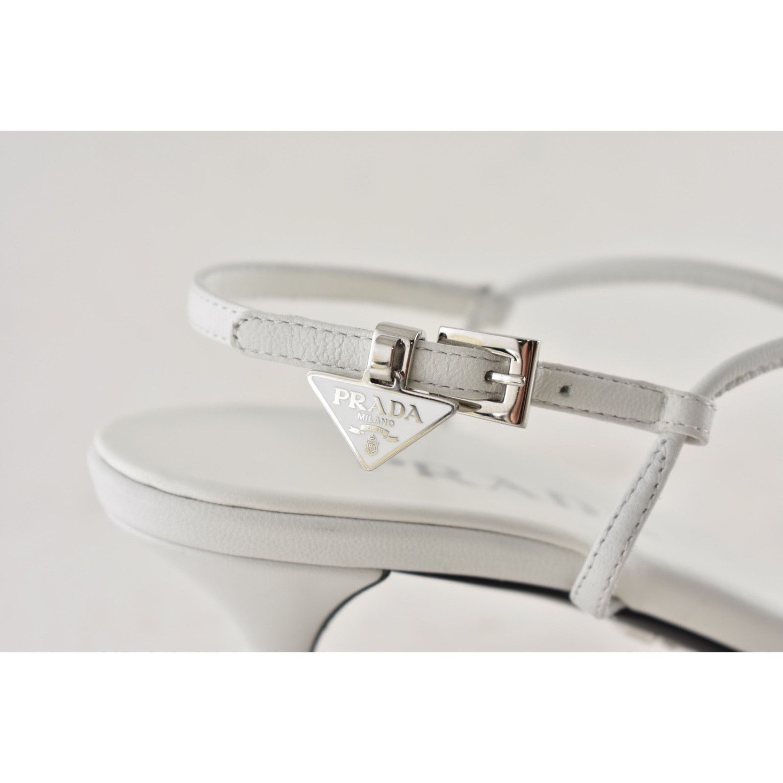 Prada Prada Capretto White Leather Slingback Sandal Mule 38 Size US 8 / IT 38 - 6 Thumbnail