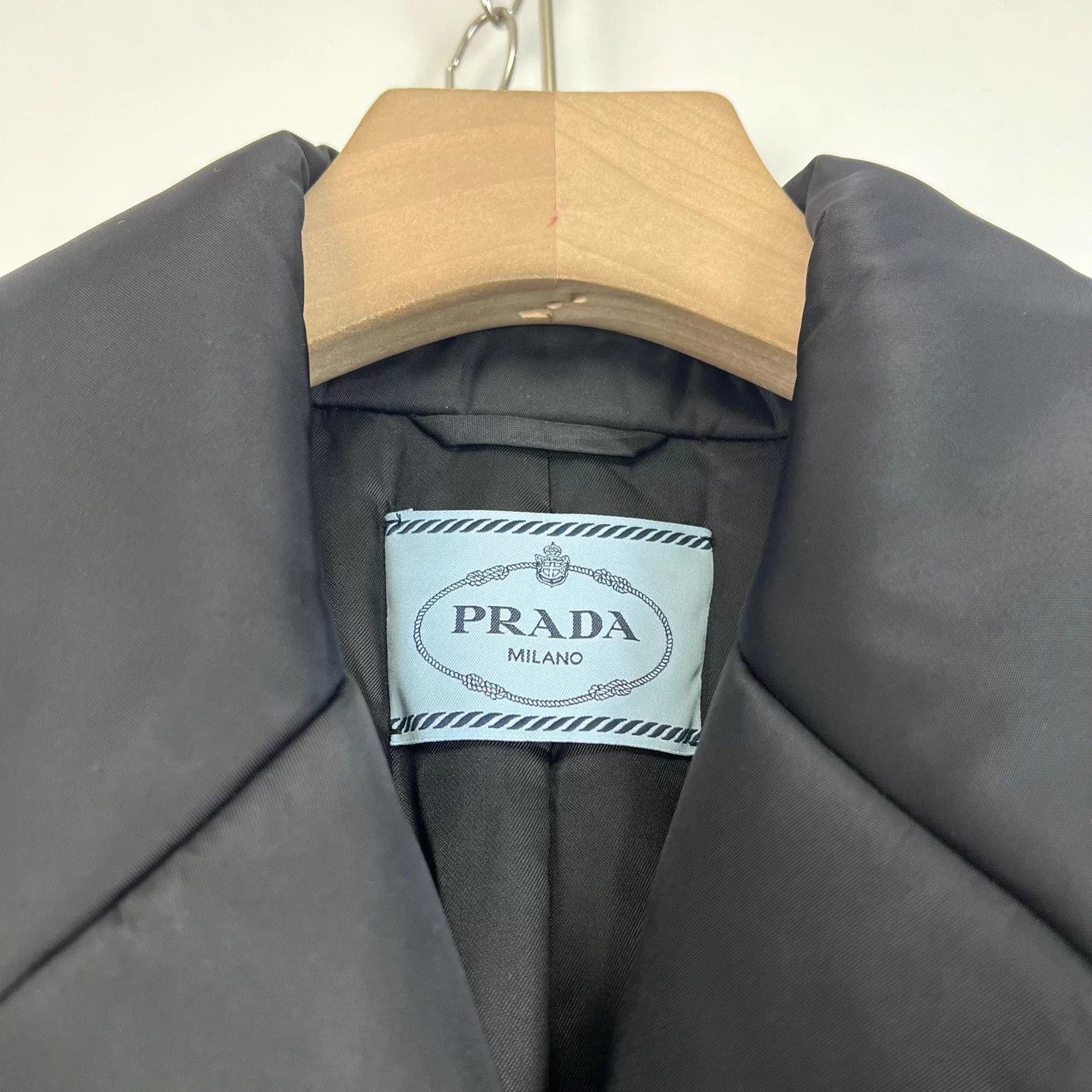 Prada Rare Prada black suit-style down jacket, Size M / US 6-8 / IT 42-44 - 6 Thumbnail