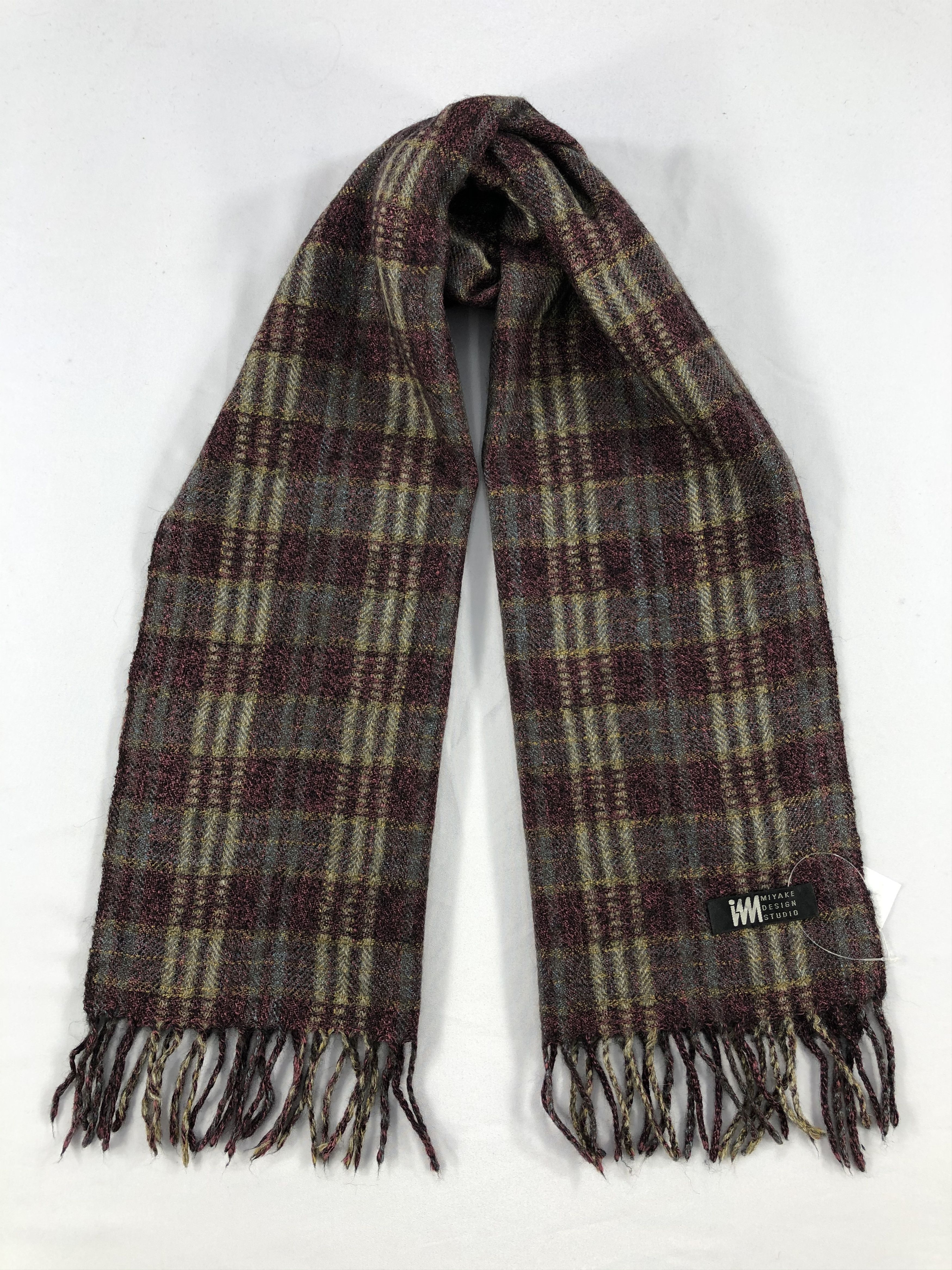 Issey Miyake Vintage Issey Miyake Scarf/Muffler/Neckwear MF1673 Size ONE SIZE - 1 Thumbnail