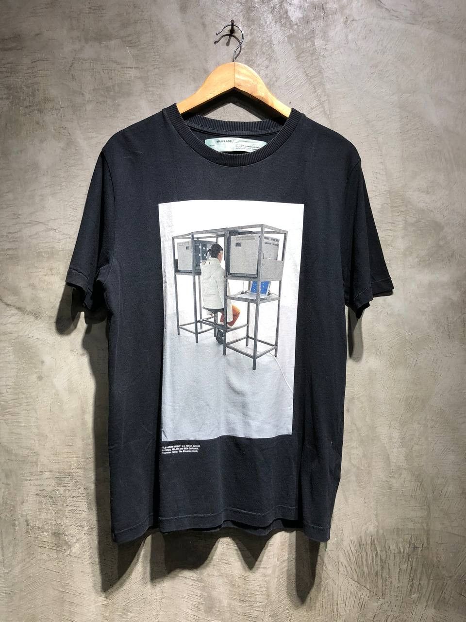 Off-White Off-white Black byredo elevator music tee Size US M / EU 48-50 / 2 - 1 Thumbnail