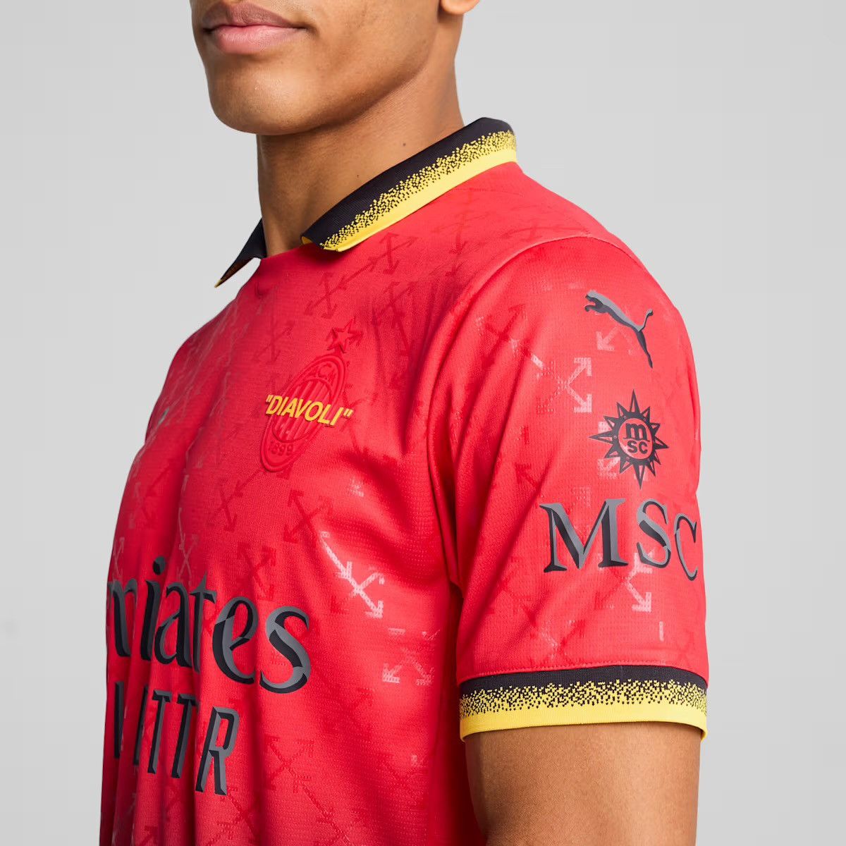 Off-White × Puma AC MILAN X OFF-WHITE JERSEY Size US XL / EU 56 / 4 - 2 Thumbnail