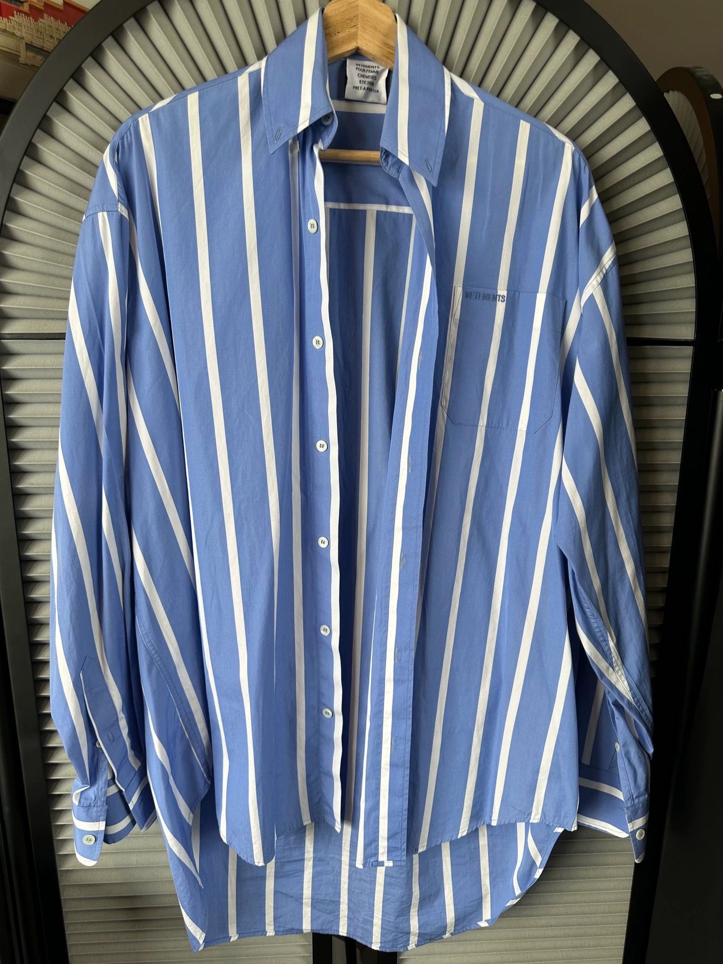 Vetements Vetements 17fw fashion show striped shirt -DMC Size US S / EU 44-46 / 1 - 1 Thumbnail