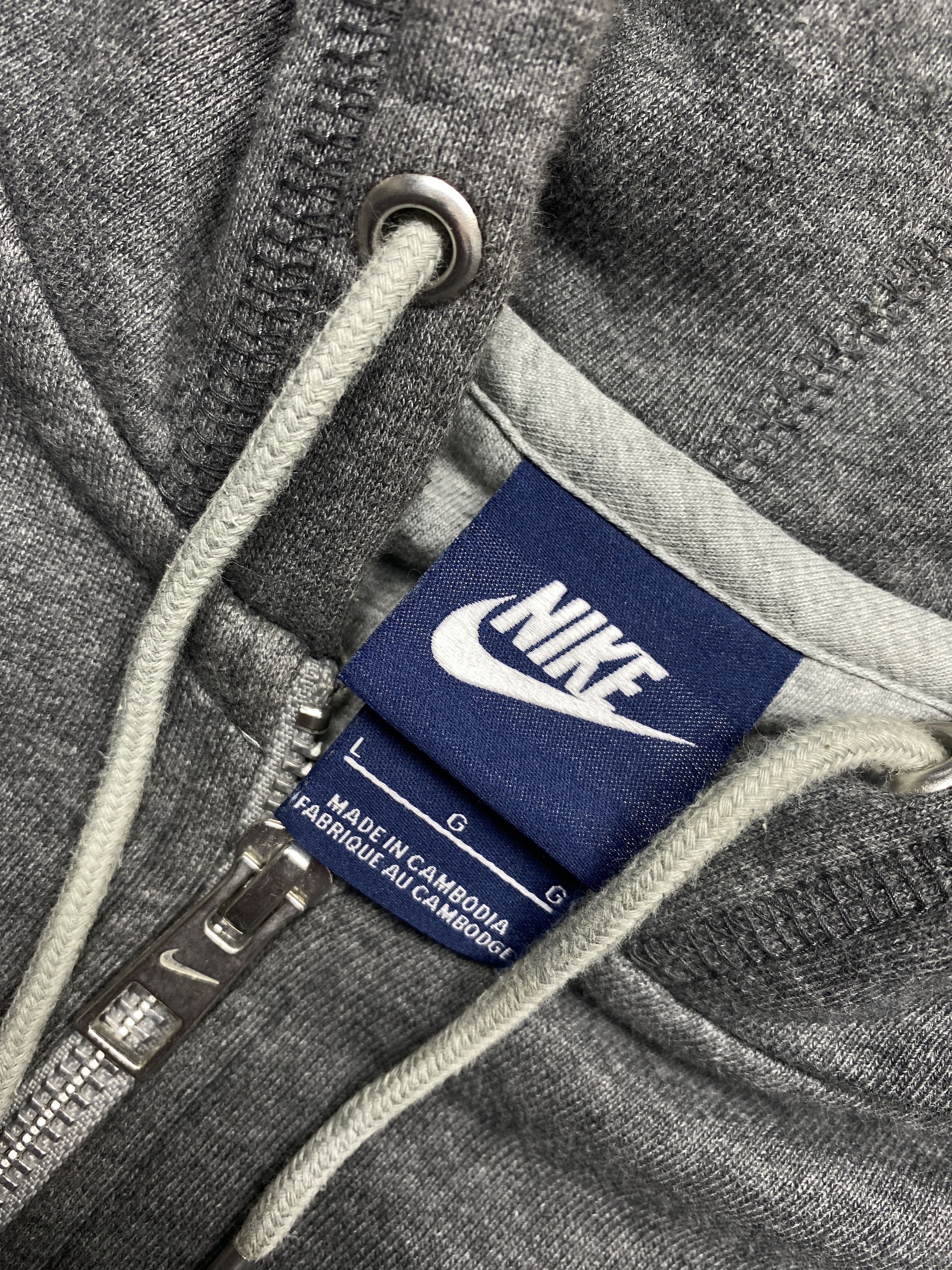 Nike × Vintage Nike Vintage zip hoodie y2k Size US L / EU 52-54 / 3 - 4 Thumbnail