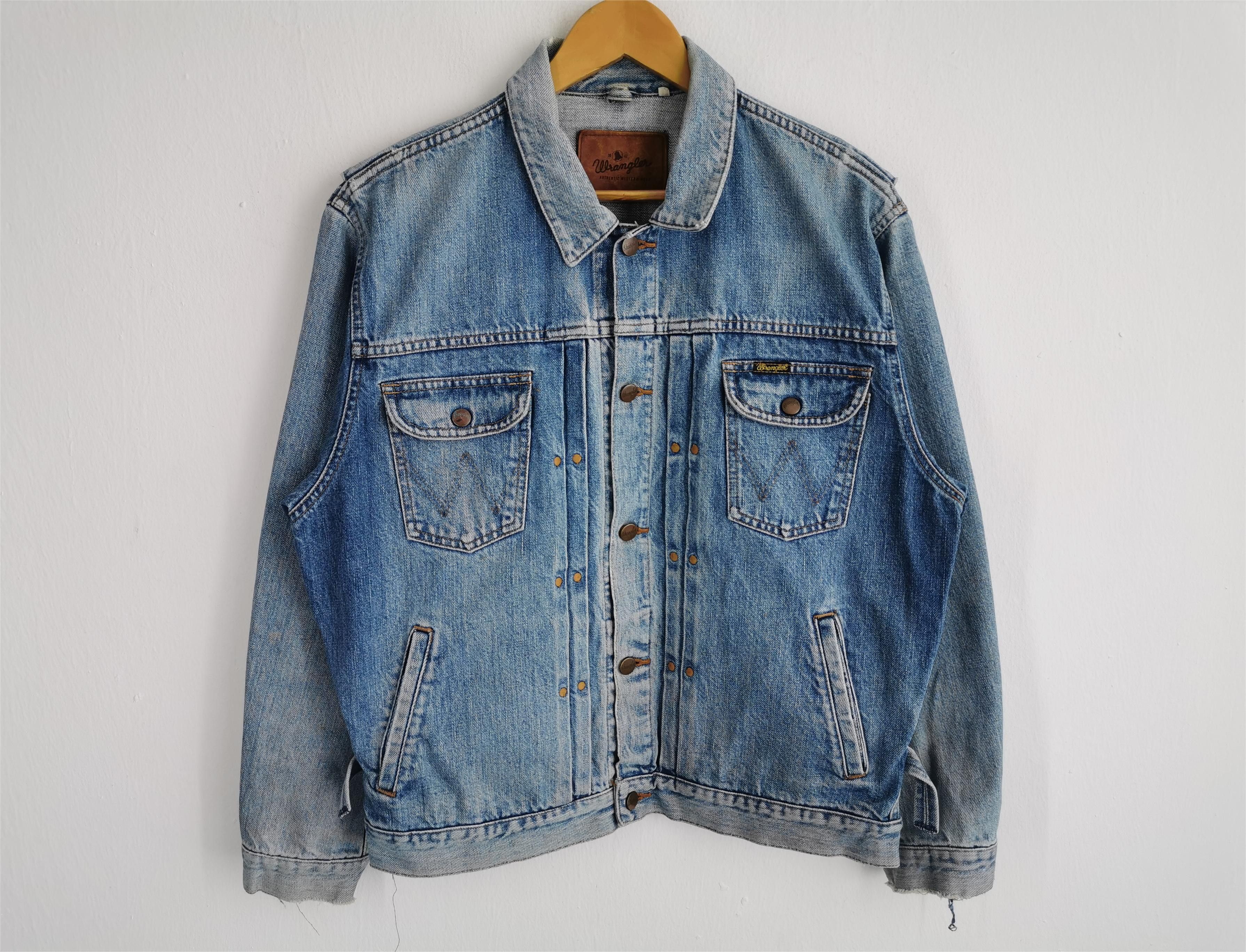 Wrangler Distressed Jacket Vintage 90s Wrangler Denim Jacket Size M Size US M / EU 48-50 / 2 - 1 Thumbnail