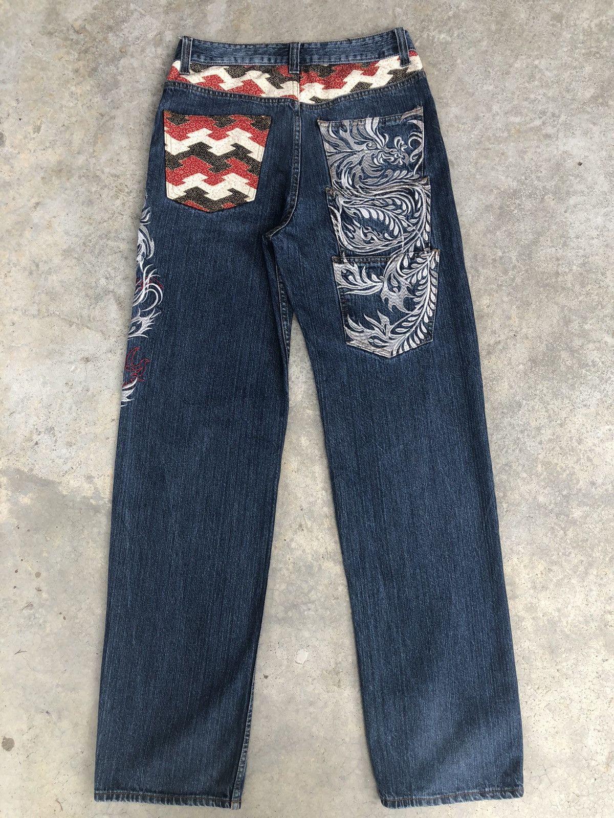 Japanese Brand Japanese Phoenix Embroidered Jeans Multipocket Distressed Size US 30 / EU 46 - 2 Thumbnail