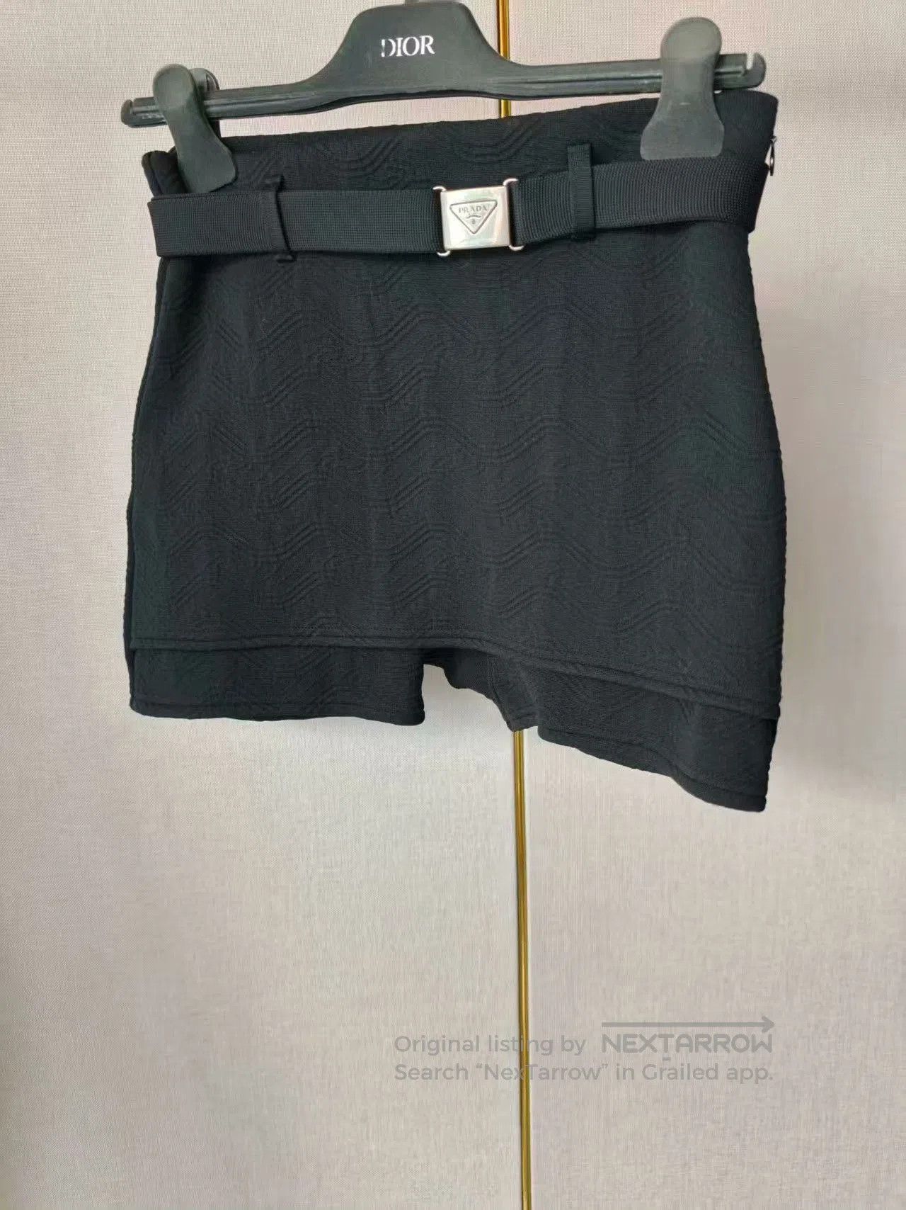 Prada Prada Shorts Size 38. Size 37" - 1 Thumbnail
