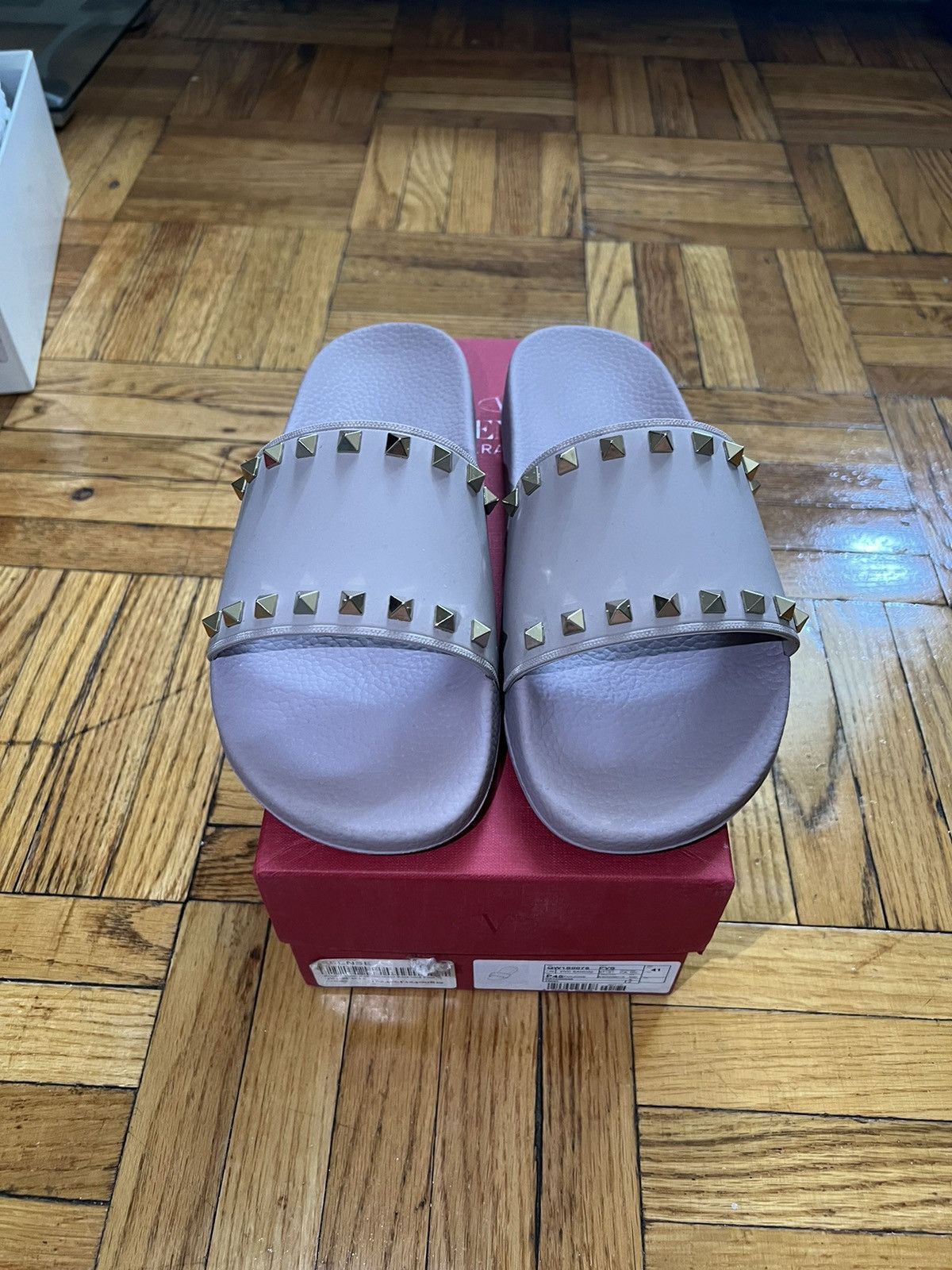 Valentino Valentino Garanavi Rockstud Slides in Nude Pink Size US 11 / IT 41 - 3 Thumbnail