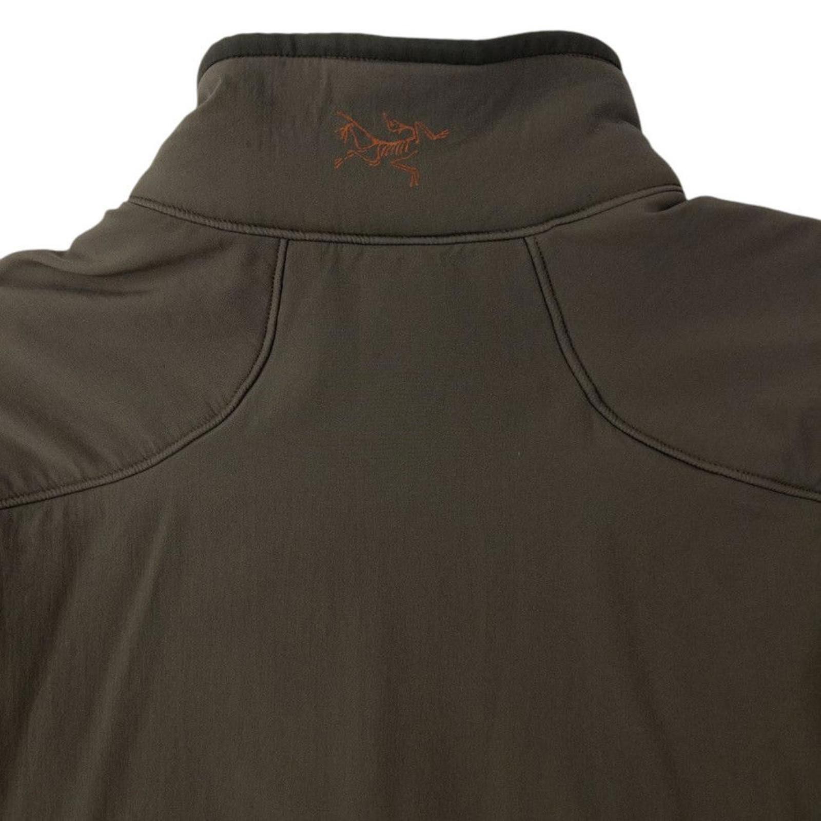 Arc'teryx Vintage Arcteryx Fur Lined Zip Up Jacket Size S Size US S / EU 44-46 / 1 - 4 Thumbnail