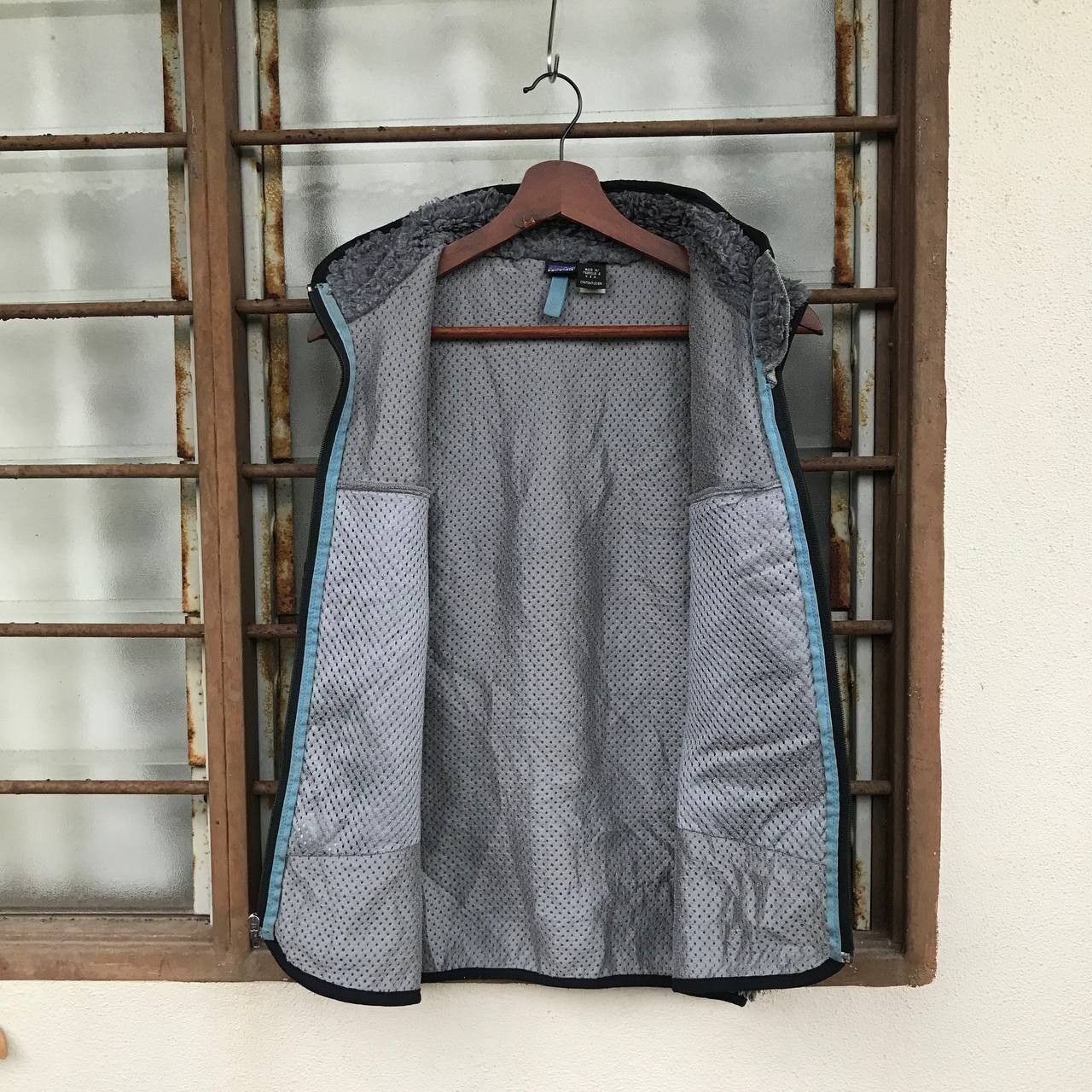 Patagonia × Vintage VINTAGE PATAGONIA FLEECE FALL2000 X PILE SLEEVELESS Size US S / EU 44-46 / 1 - 9 Thumbnail