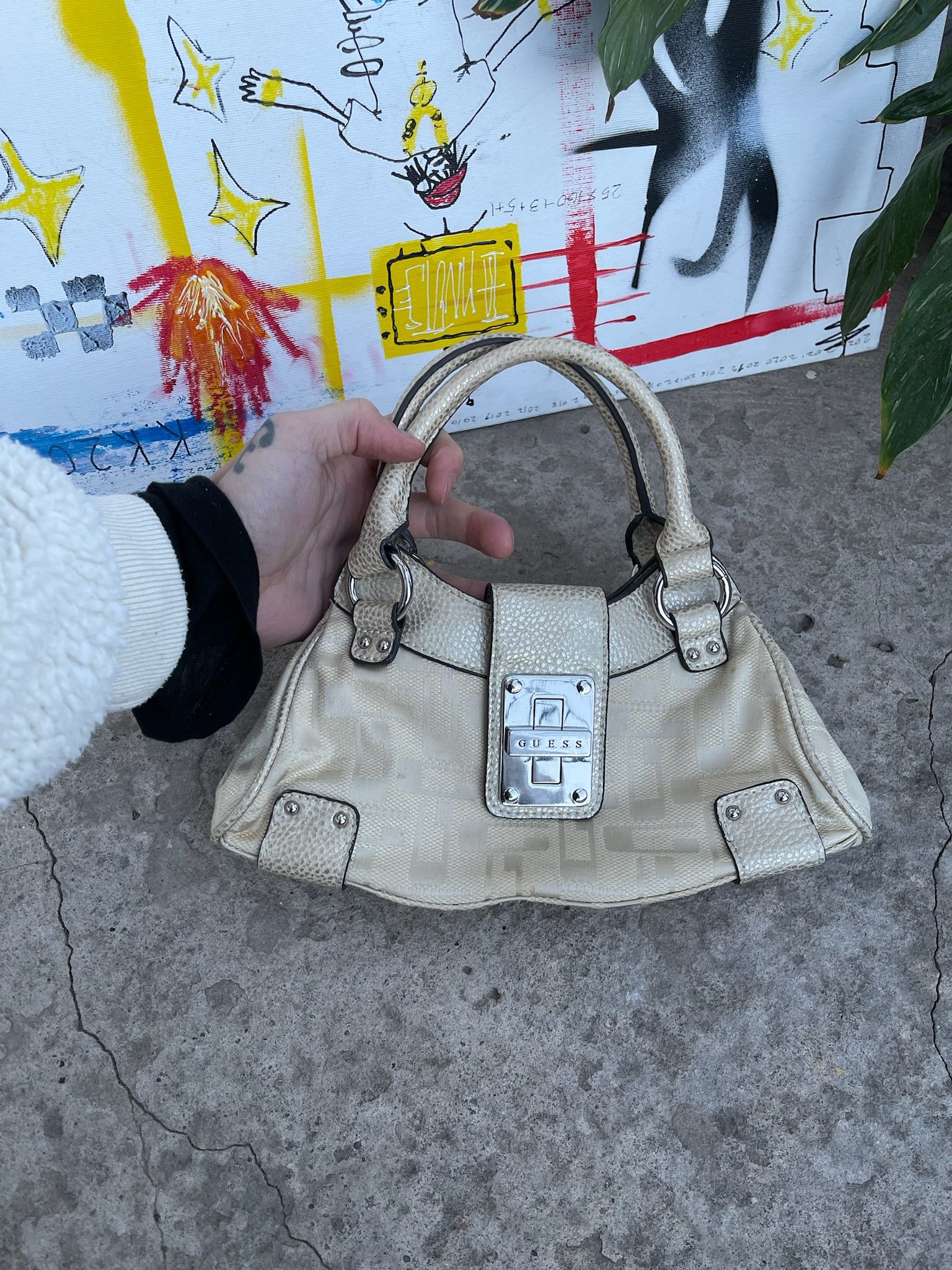 Guess Vintage Handbag GUESS monogram y2k Size ONE SIZE - 2 Thumbnail