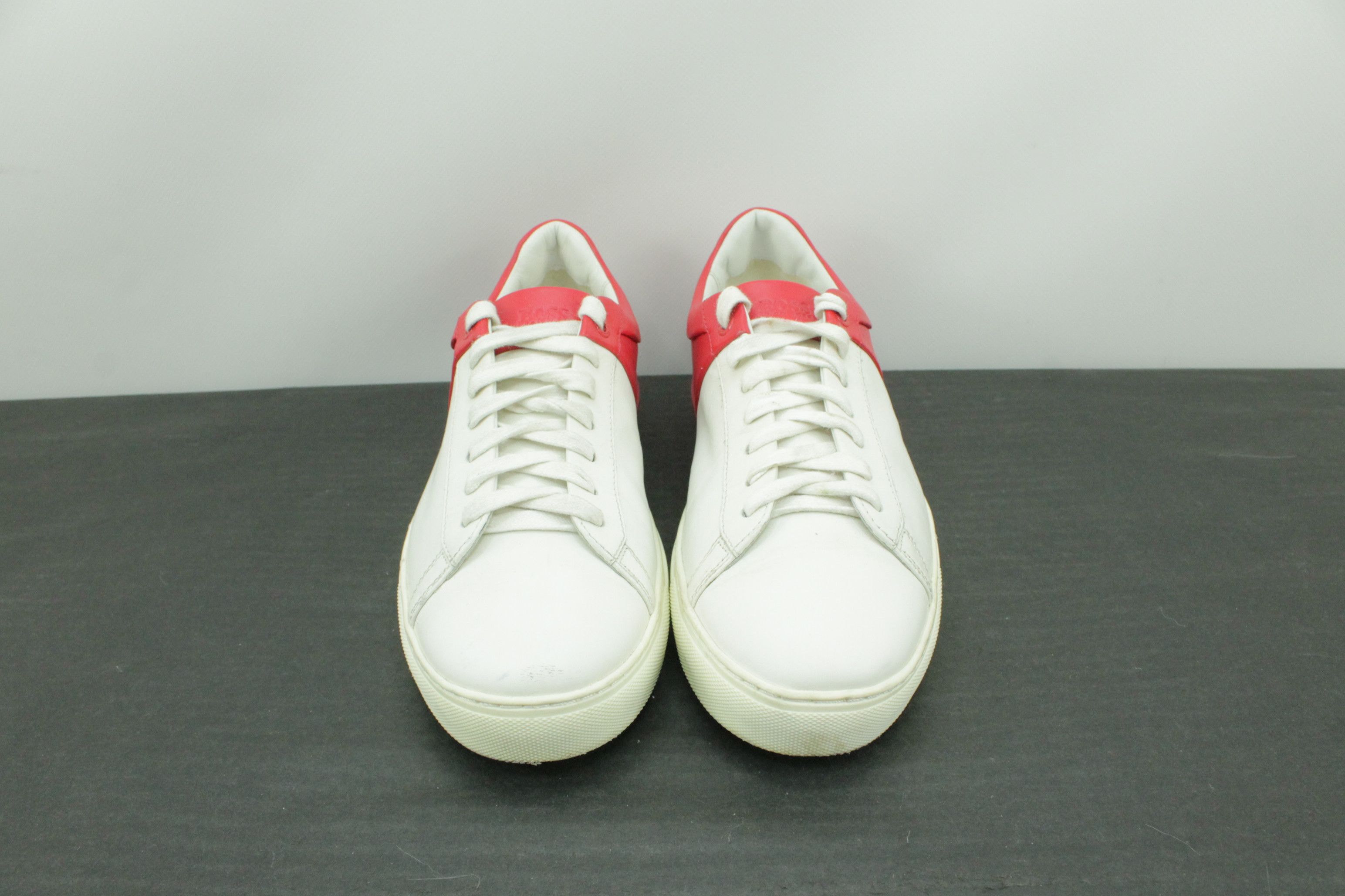 Hugo Boss Hugo Boss Low Top Leather Sneakers Women's Size US 9 / IT 39 - 2 Thumbnail