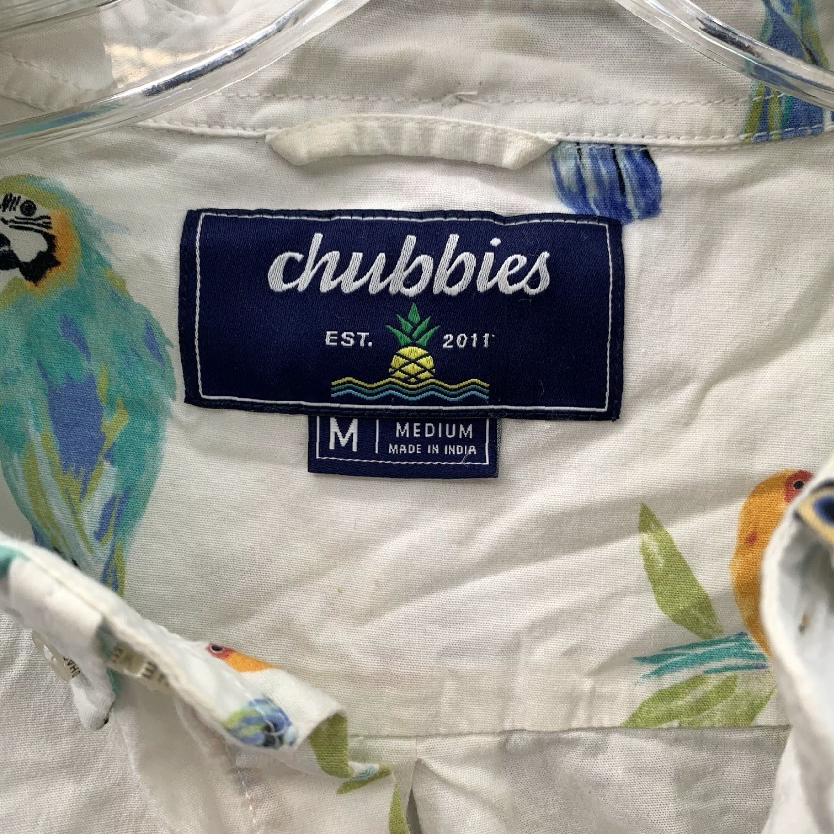Chubbies Chubbies Shirt Mens Medium White Tropical Bird Print Surf Camp Preppy Size US M / EU 48-50 / 2 - 3 Thumbnail