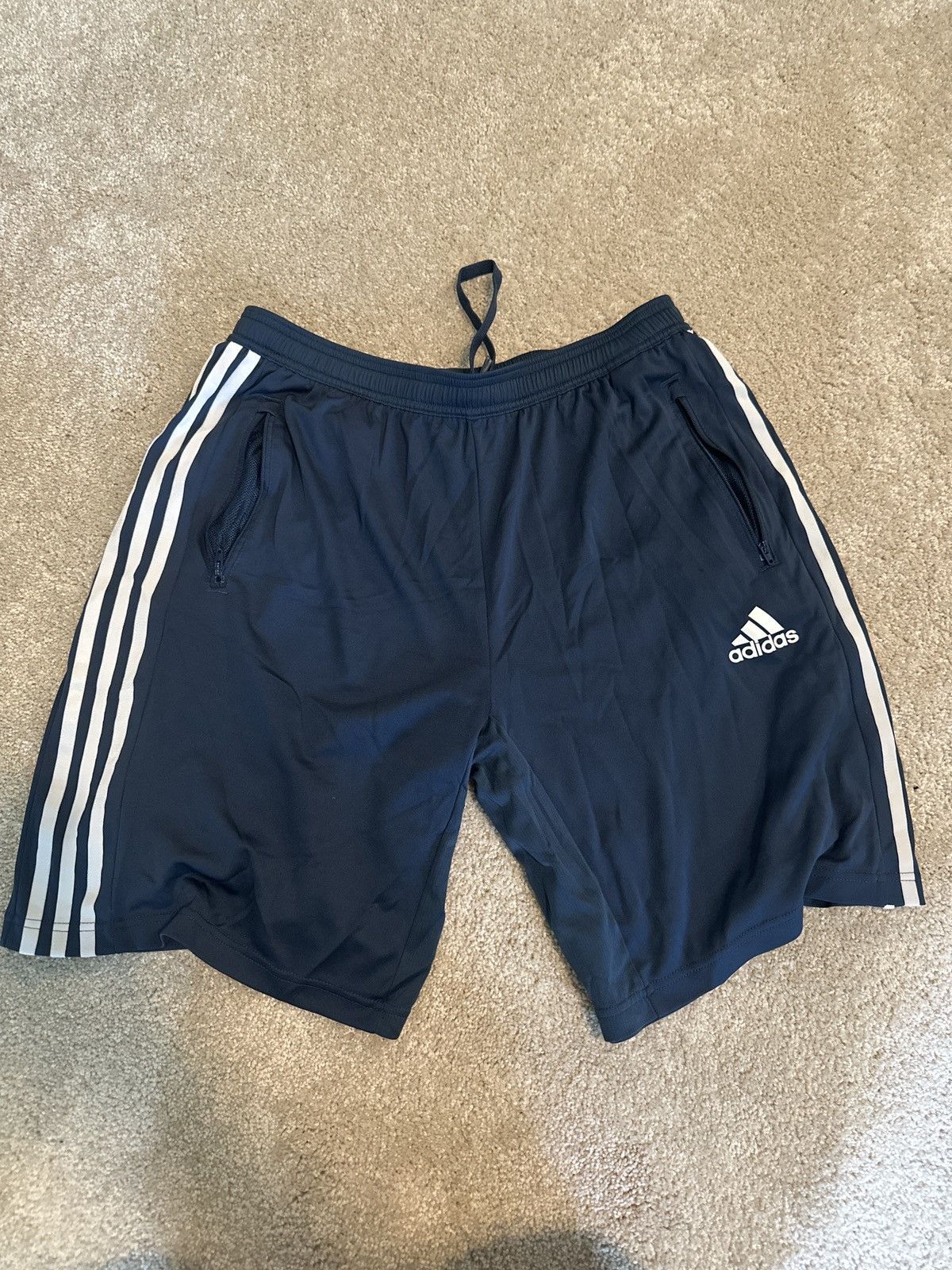 Adidas Adidas Striped Navy Basketball Shorts Size US 36 / EU 52 - 1 Thumbnail
