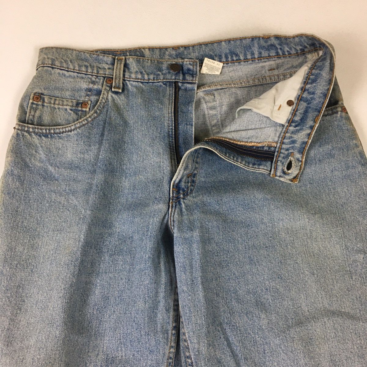 Levi's Vintage Clothing Vintage 90s Levi’s 560 Loose Fit Tapered Leg Size US 34 / EU 50 - 9 Thumbnail