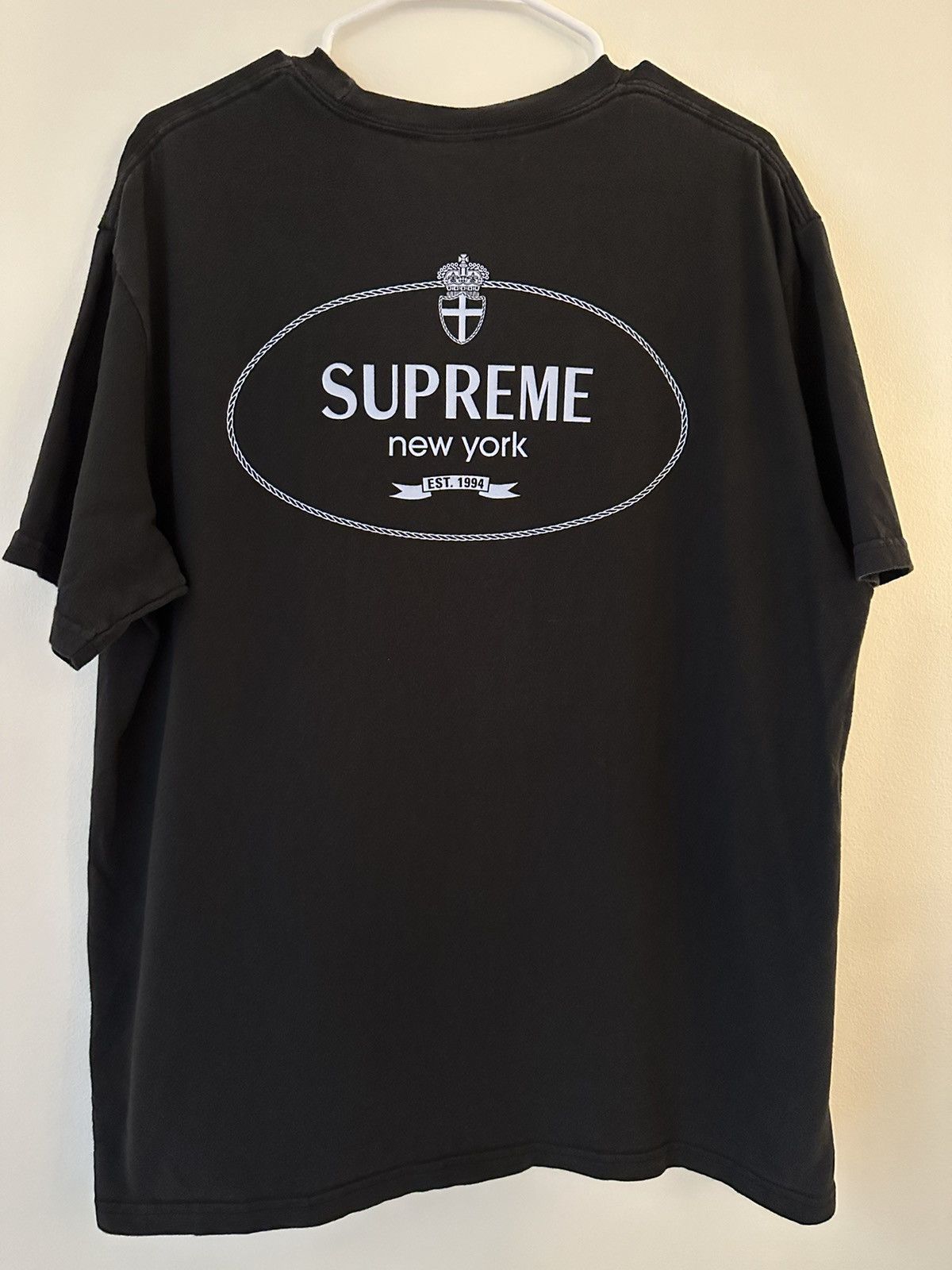 Supreme Supreme Crest Tee Size US L / EU 52-54 / 3 - 1 Thumbnail
