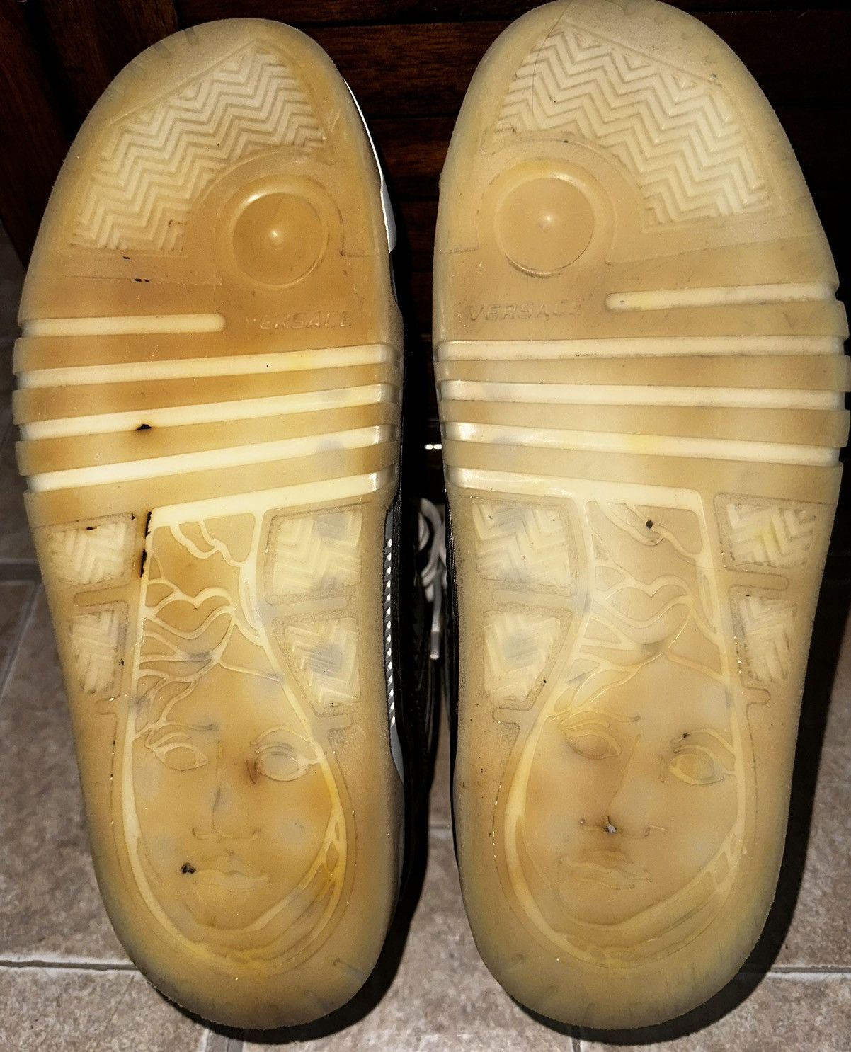 Versace Versace men sneakers Size US 9 / EU 42 - 9 Thumbnail