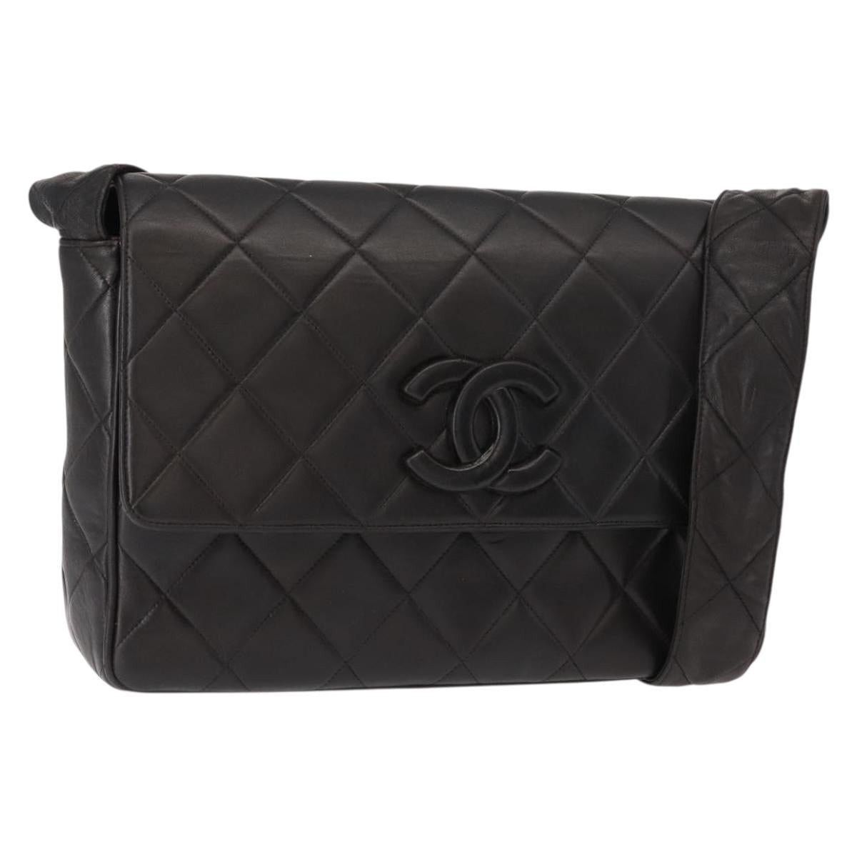 Chanel Chanel Matelasse Shoulder Bag Size ONE SIZE - 1 Thumbnail