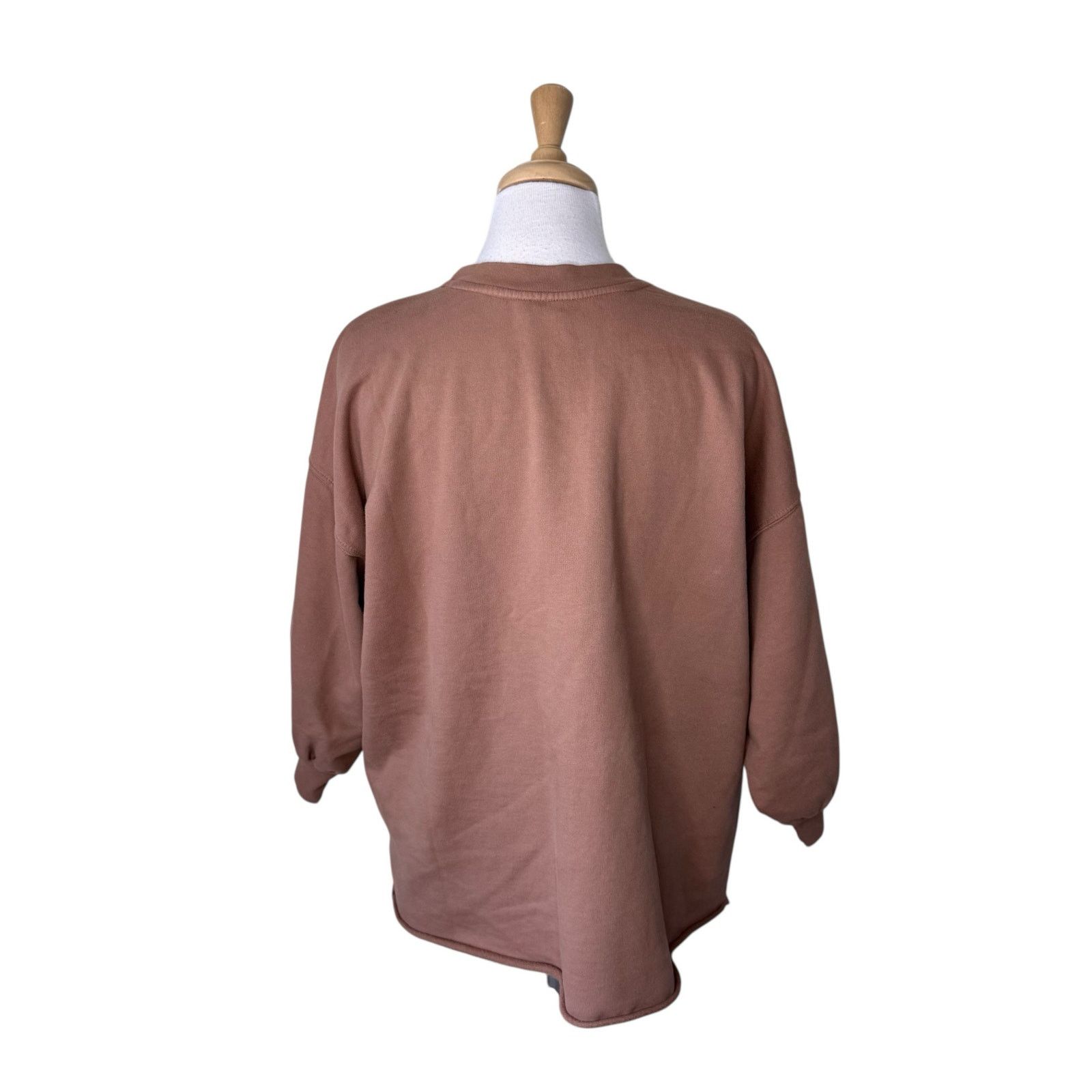Other LEFT ON FRIDAY Sports & Rec Sweatshirt 3/4 SLEEVE Brown Size ONE SIZE - 4 Thumbnail