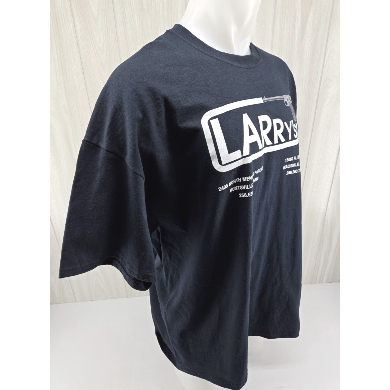 Gildan Gildan T-Shirt Black 2XL Larry's Pistol & Pawn Short Sleeve Crew Neck Logo Graphic Print Men Size US XXL / EU 58 / 5 - 7 Thumbnail