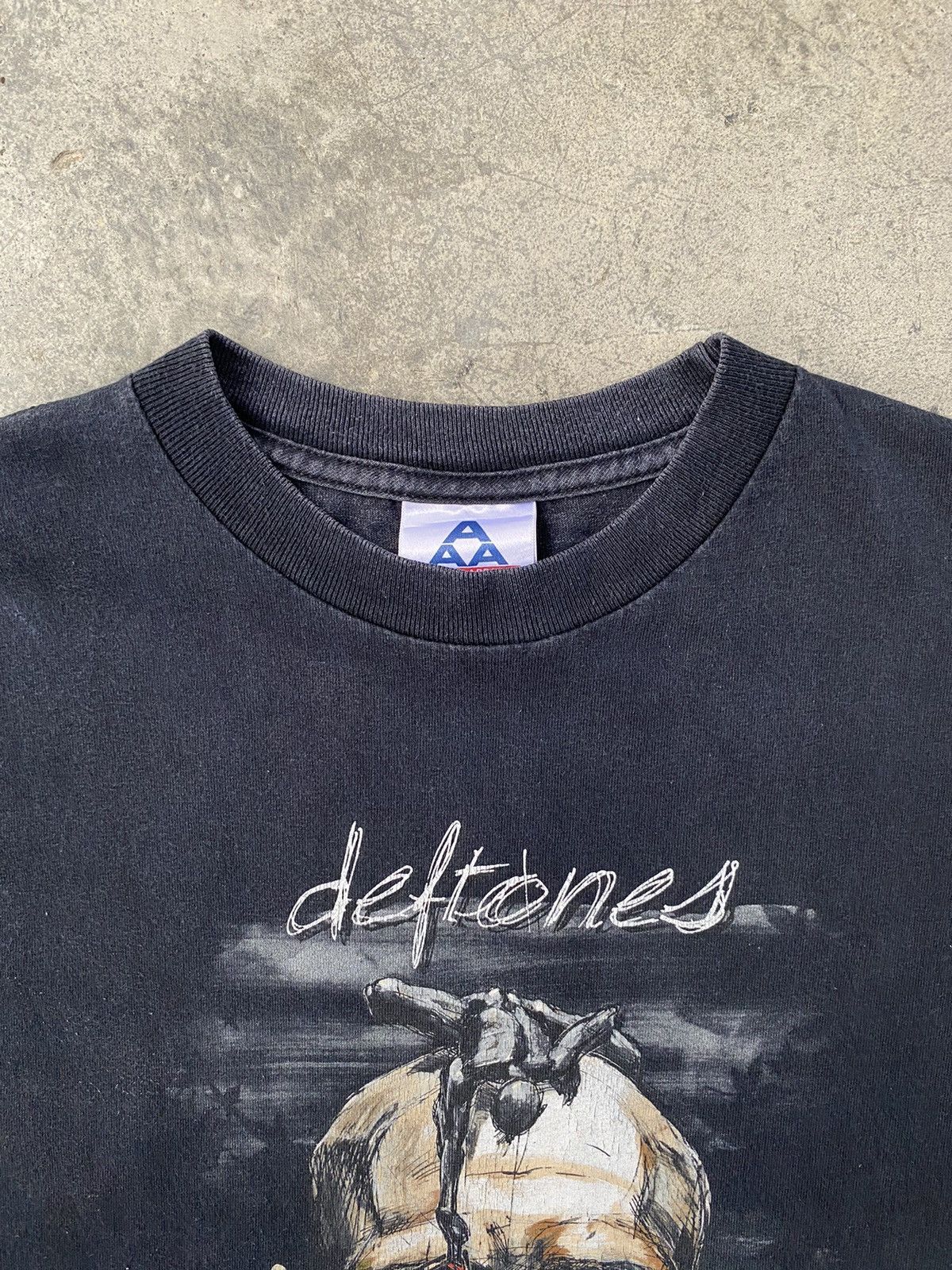 Band Tees Rare🔥Vintage Deftones Band Art Derek Hess Poison the Well Size US M / EU 48-50 / 2 - 9 Thumbnail