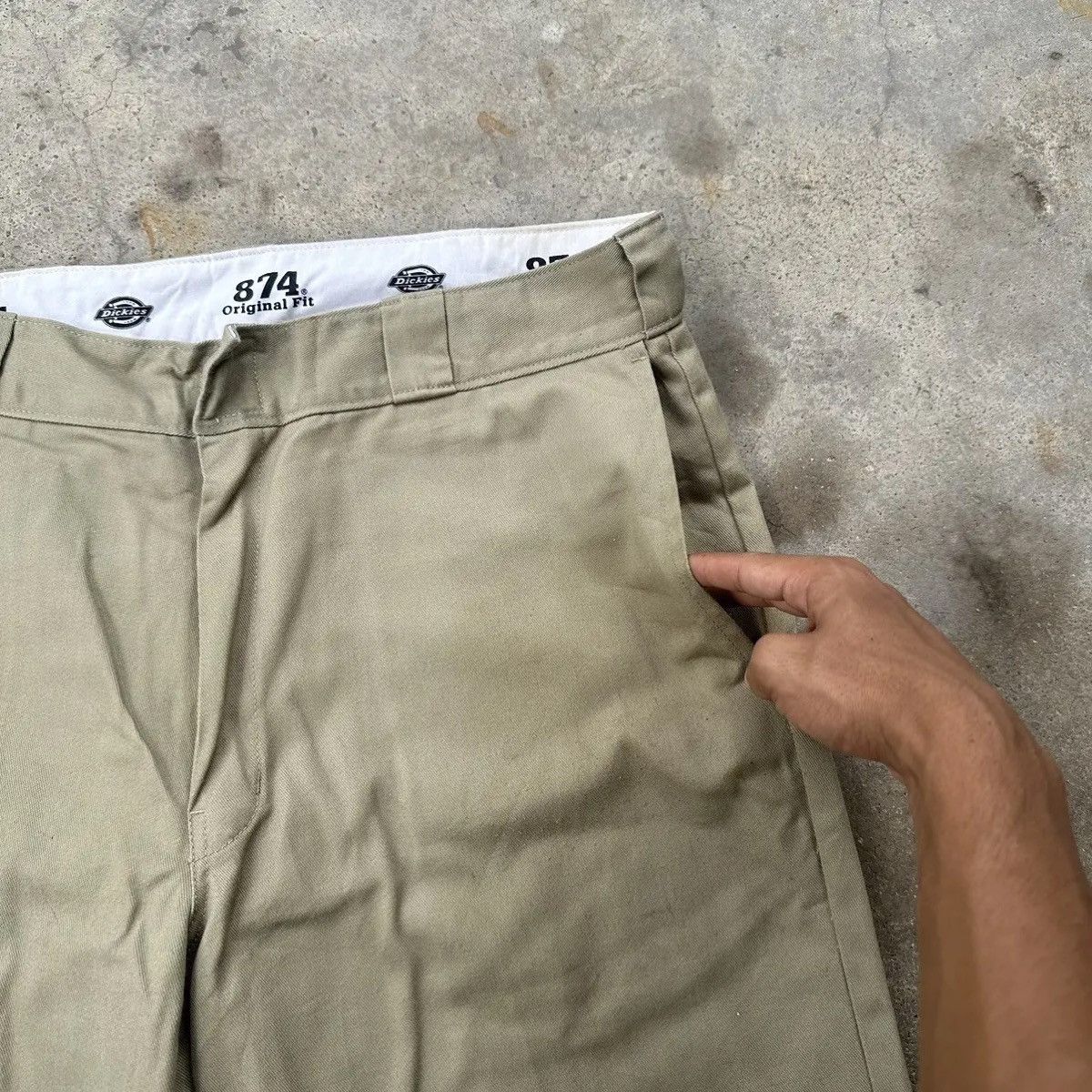 Dickies RUSTY DIRTY 🔥VTG DICKIES WORKWEAR TROUSERS KHAKI BLANK PANT Size US 34 / EU 50 - 5 Thumbnail