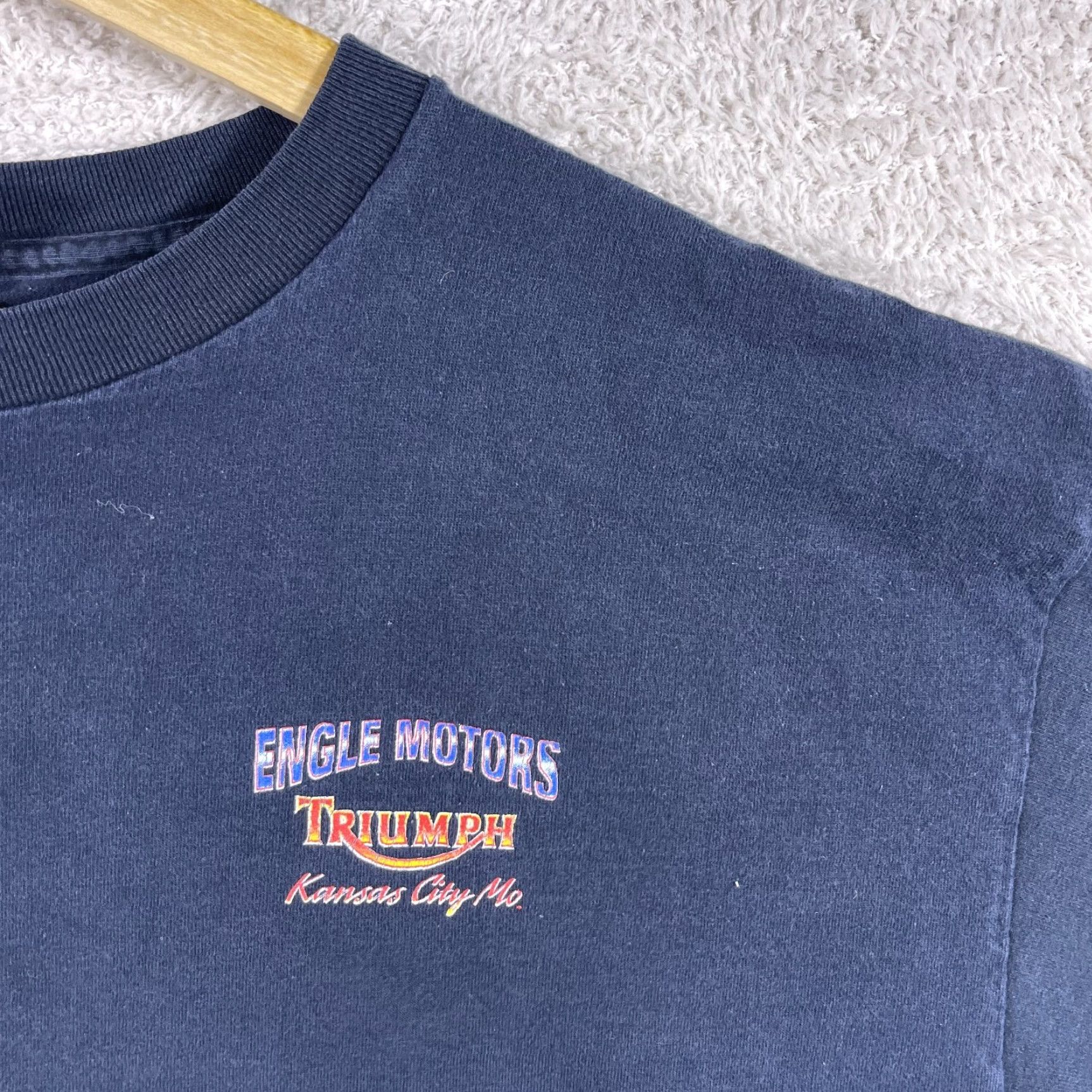 Vintage VINTAGE Triumph Motorcycles Shirt Adult 2XL Navy 90s Engle Kansas City Biker Men T-Shirt Graphic Print Short Sleeve Crew Neck Cotton Blue 90s Pattern Size US XXL / EU 58 / 5 - 6 Thumbnail