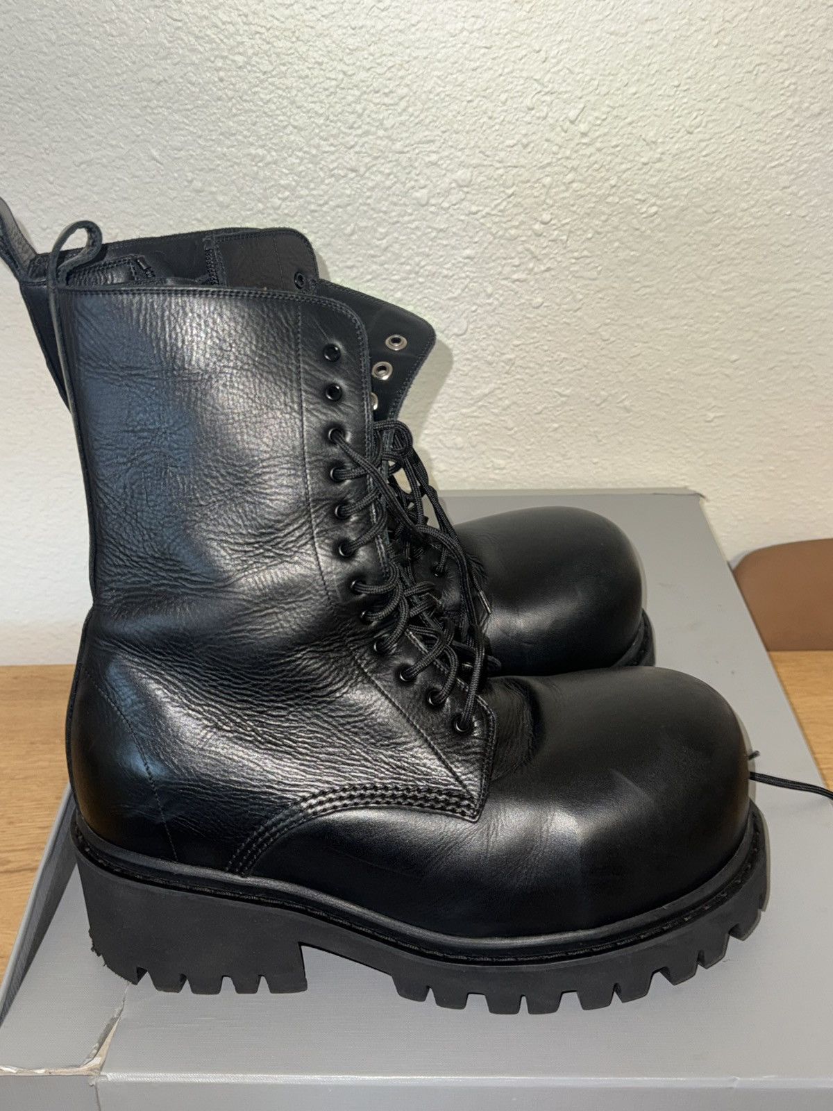 Balenciaga Balenciaga Stomper Bootie F/W24 Size US 12 / EU 45 - 7 Thumbnail