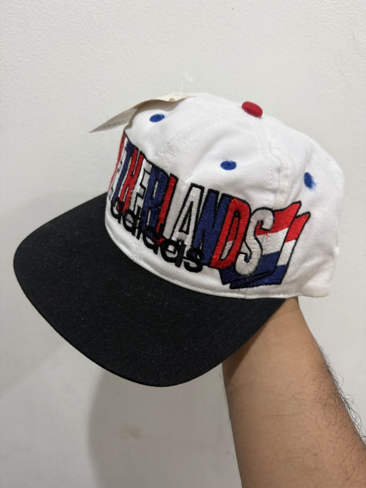 Adidas 90’s NOS Adidas Natherlands Snapback Size ONE SIZE - 1 Thumbnail