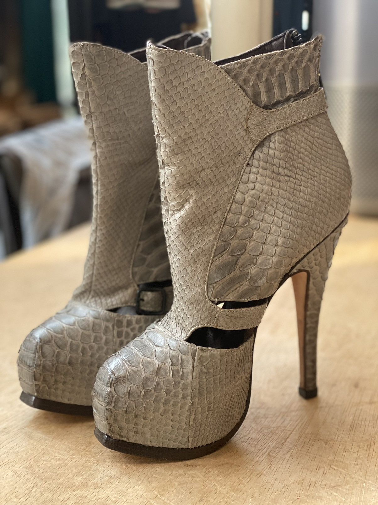 David Eden × Raparo Raparo X Vero Cuoio Python High Heels Platform Size39 Size US 9 / IT 39 - 1 Thumbnail