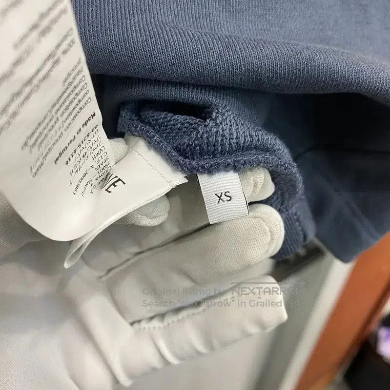 Loewe Loewe Blue Cotton Cropped Long Sleeve Sweatshirt . Size XS / US 0-2 / IT 36-38 - 7 Thumbnail