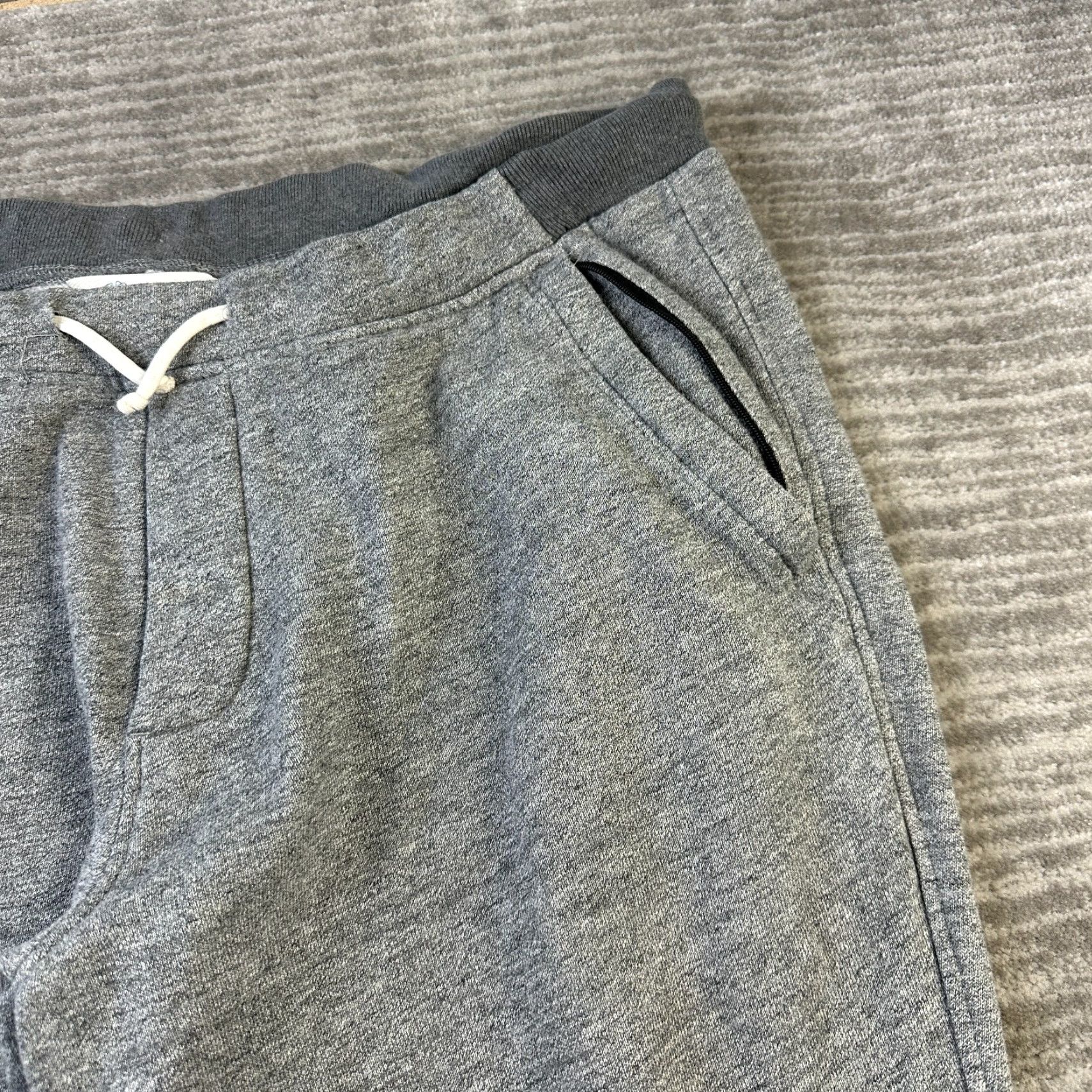 J.Crew J.CREW Pants Mens Large Gray Sweatpants Slim Classic Zip Pocket Knit Goods Size US 40 / EU 56 - 4 Thumbnail