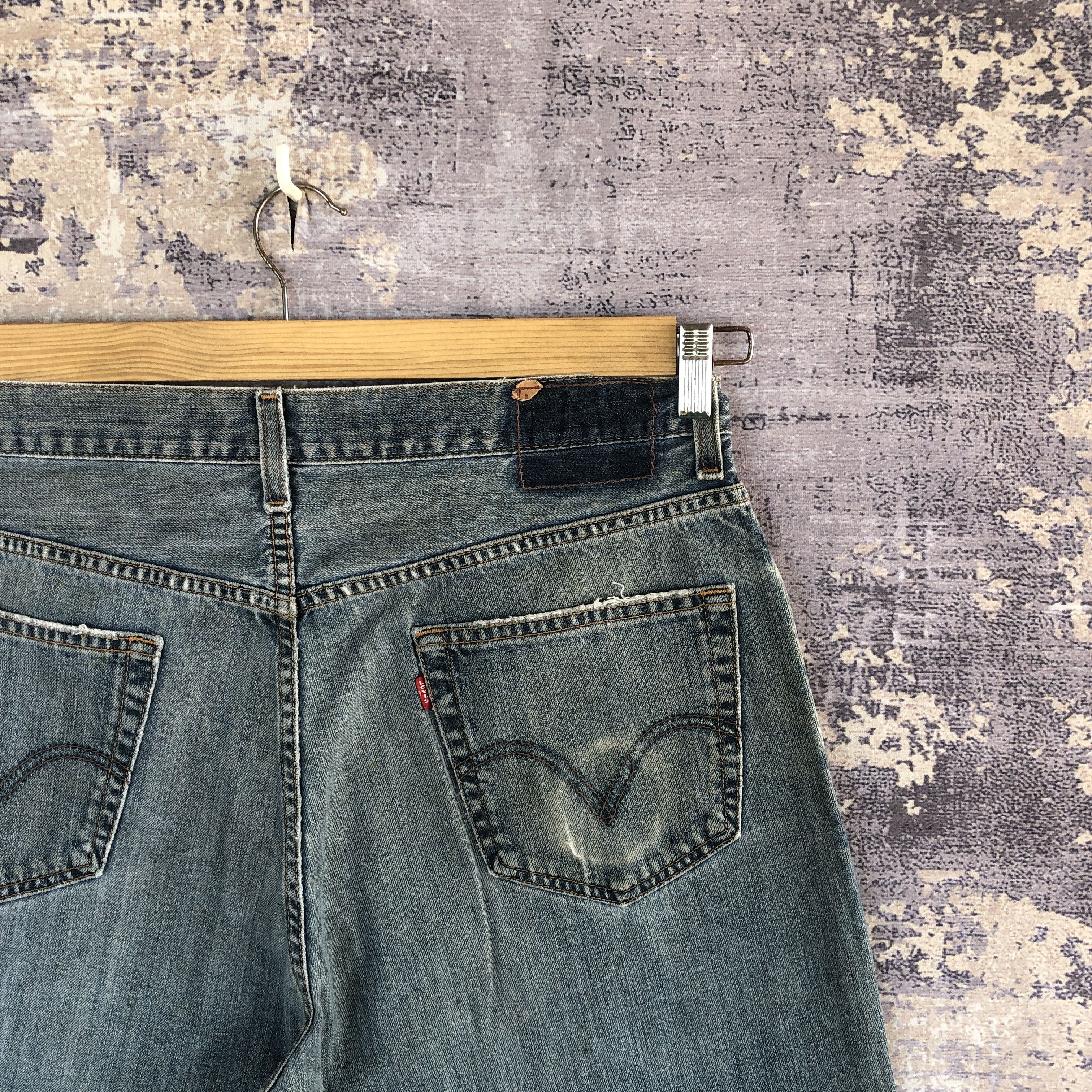 Levi's Vintage Levis Baggy Jeans Levi's 559 Faded Light Wash Denim Size US 34 / EU 50 - 4 Thumbnail
