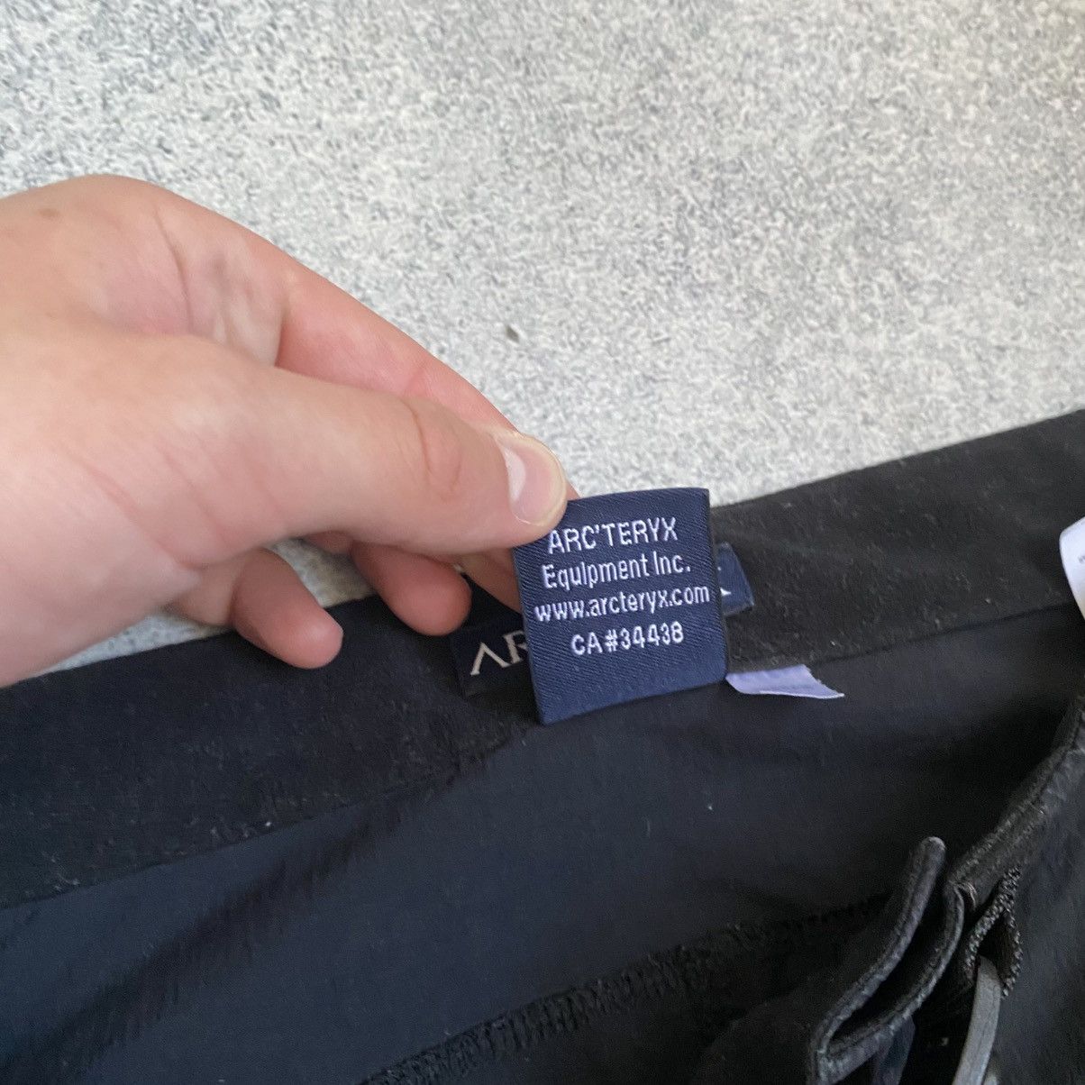 Arc'teryx Arcteryx pants nylon vintage small logo Gorpcore Size US 30 / EU 46 - 12 Thumbnail