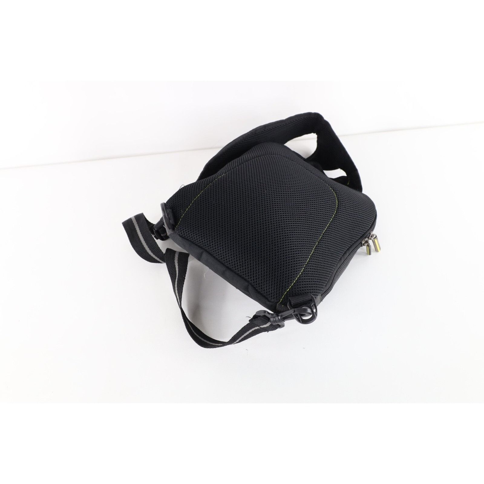 Vintage Vintage Y2K Streetwear Mini Crossbody Slingback Backpack Bag Size ONE SIZE - 4 Thumbnail
