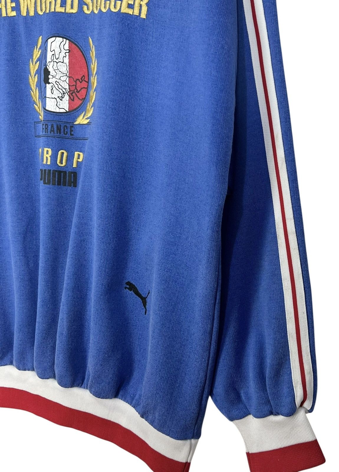 Puma 90s Vintage France The World Football Europe Sweatshirt Size US L / EU 52-54 / 3 - 6 Thumbnail
