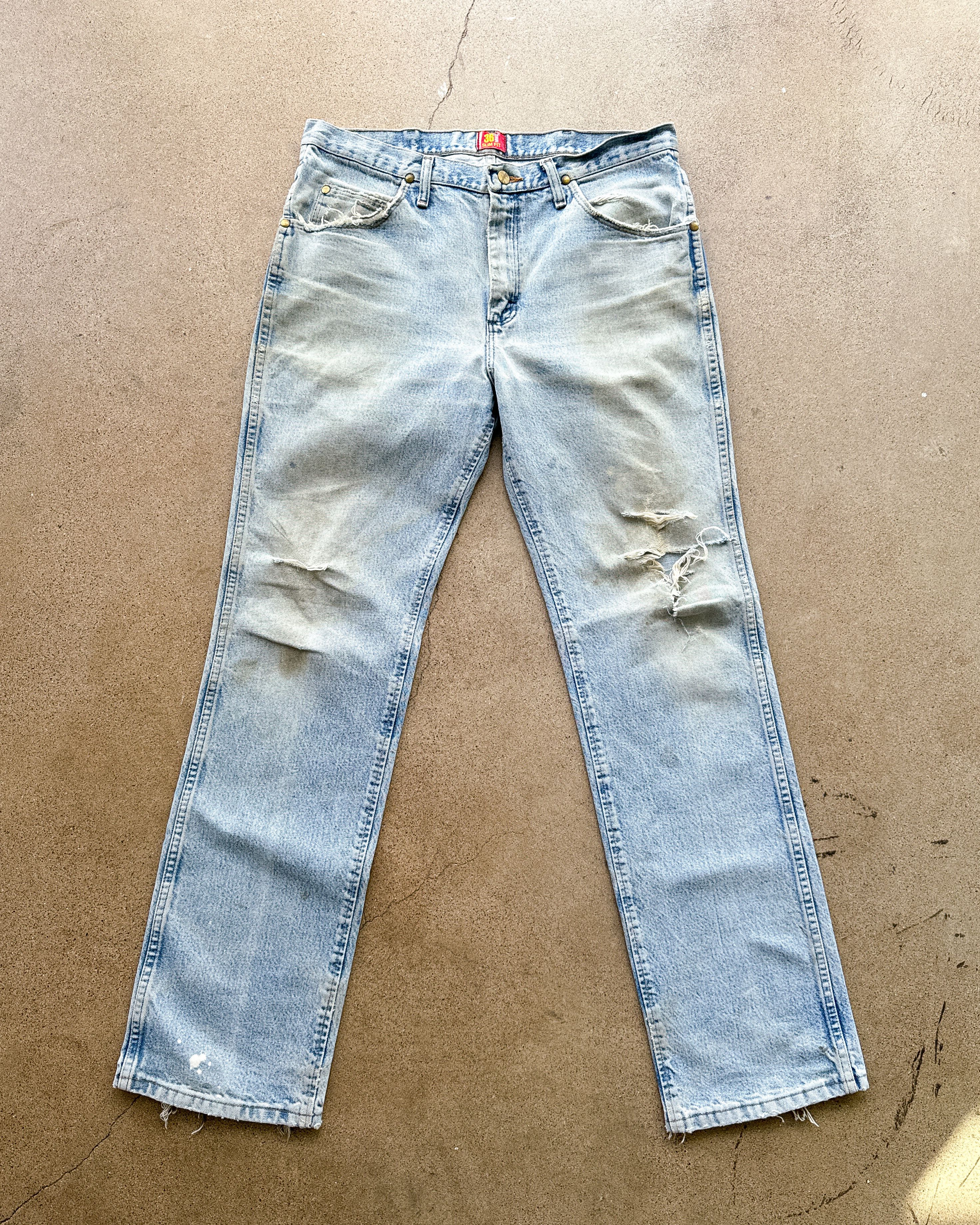 Wrangler Vintage Wrangler 36 MWZ Jeans Men's 34 Light Wash Distressed Size US 34 / EU 50 - 1 Thumbnail