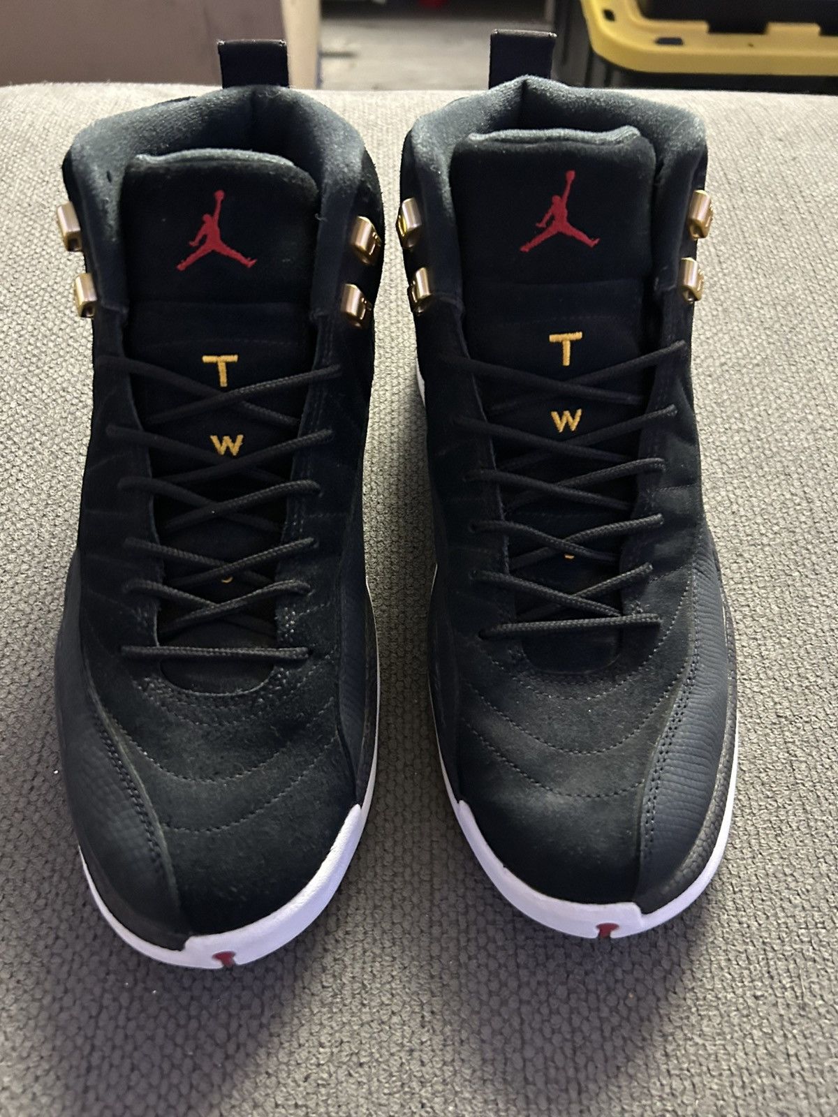 Jordan Brand Jordan 12 Retro Reverse Taxi Size US 10 / EU 43 - 3 Thumbnail
