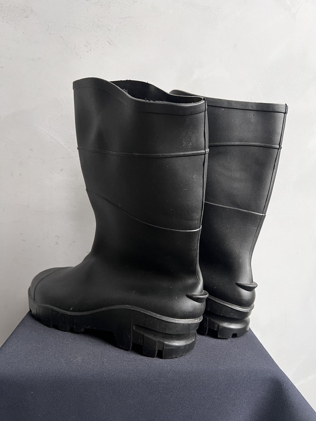 Japanese Brand Vintage rubber moto boots yeezy style hype opium Size US 8 / EU 41 - 3 Thumbnail